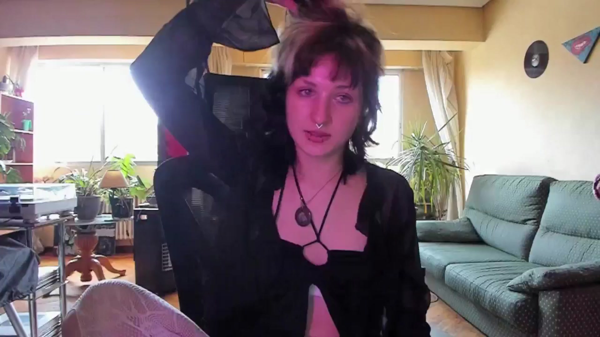 Gallery image thumbnail from Black_Aranya's myfreecams stream on, 04/05/2025, 14:54 image 16 of 20