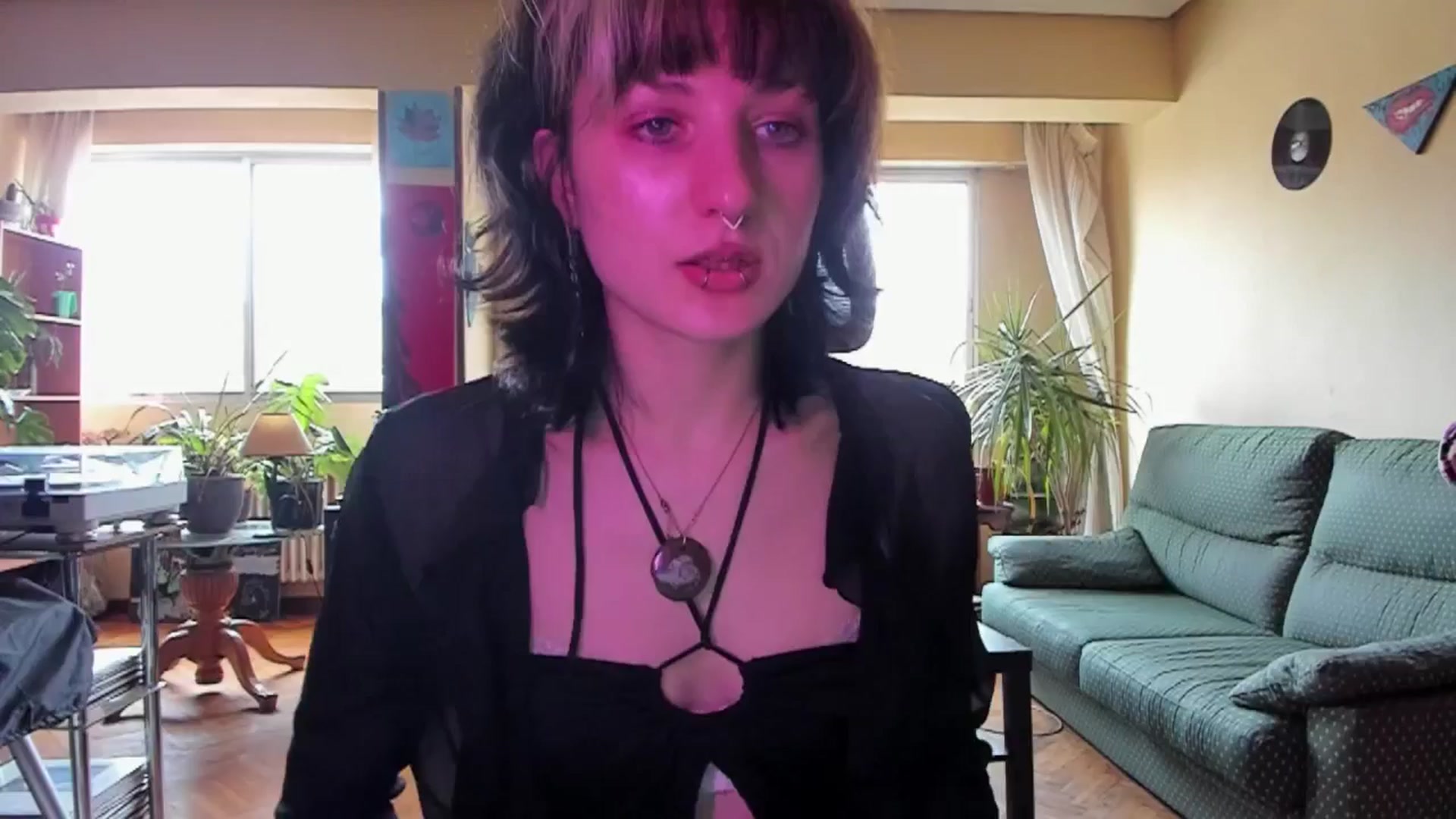 Gallery image thumbnail from Black_Aranya's myfreecams stream on, 04/05/2025, 14:54 image 12 of 20