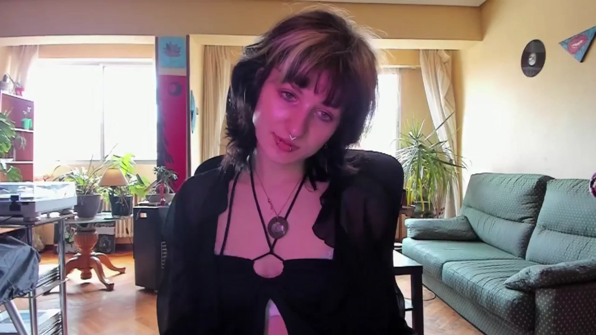 Gallery image thumbnail from Black_Aranya's myfreecams stream on, 04/05/2025, 14:54 image 3 of 20