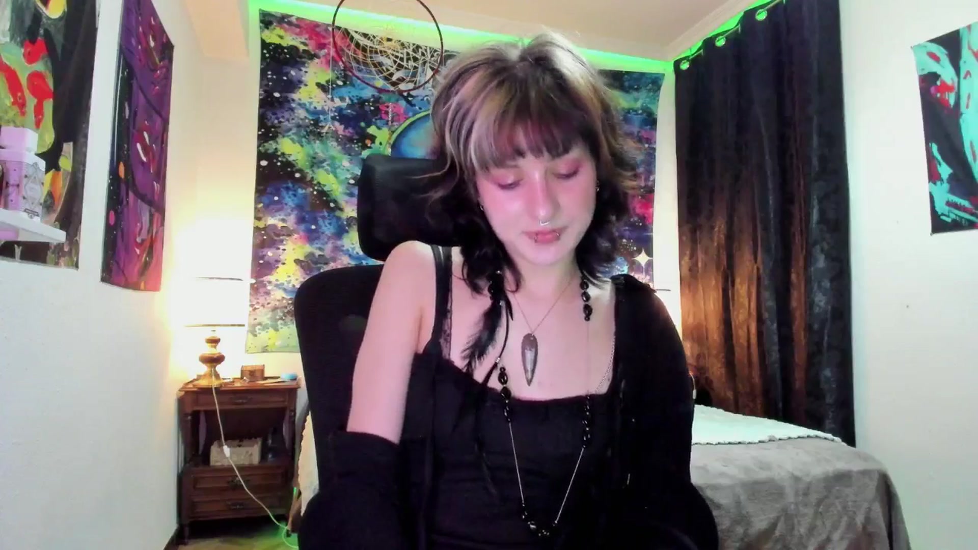 Gallery image thumbnail from Black_Aranya's myfreecams stream on, 04/06/2025, 16:11 image 12 of 20