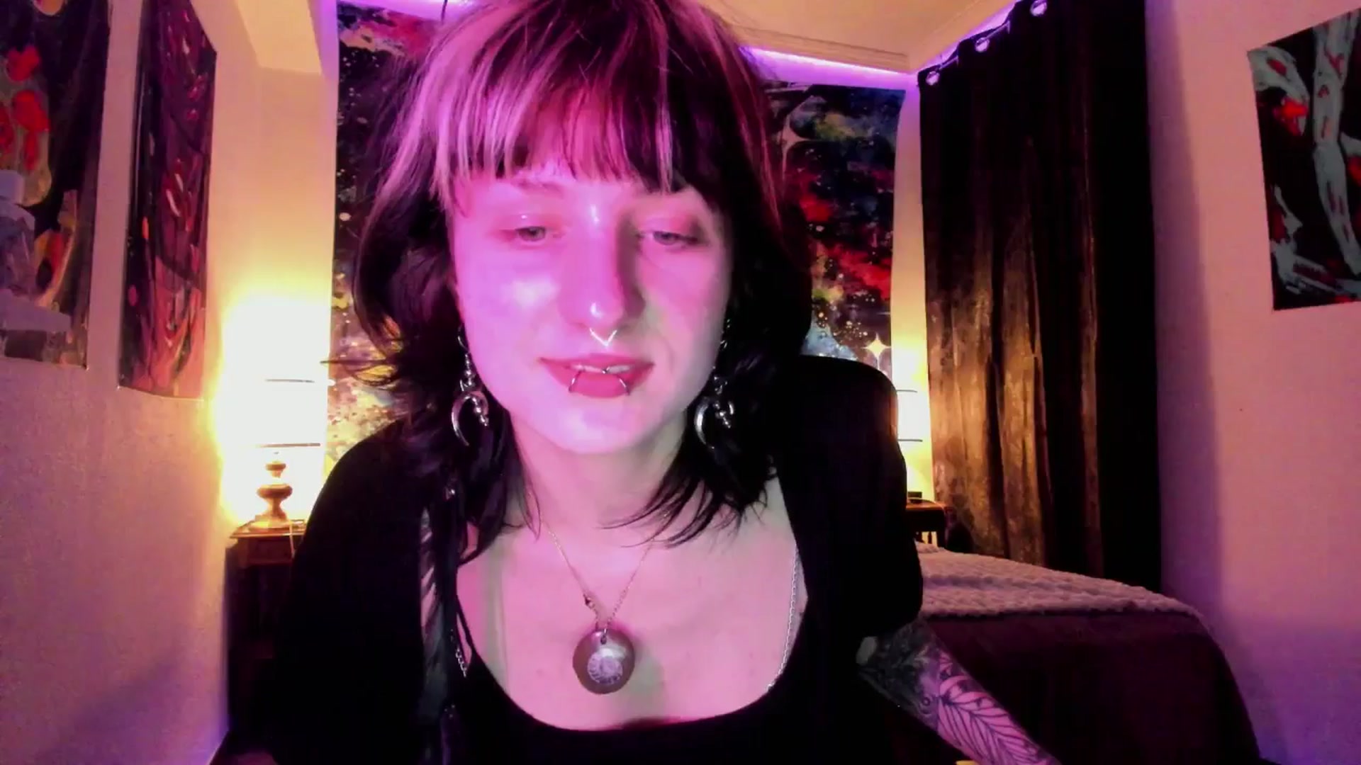 Gallery image thumbnail from Black_Aranya's myfreecams stream on, 04/07/2025, 19:53 image 4 of 20