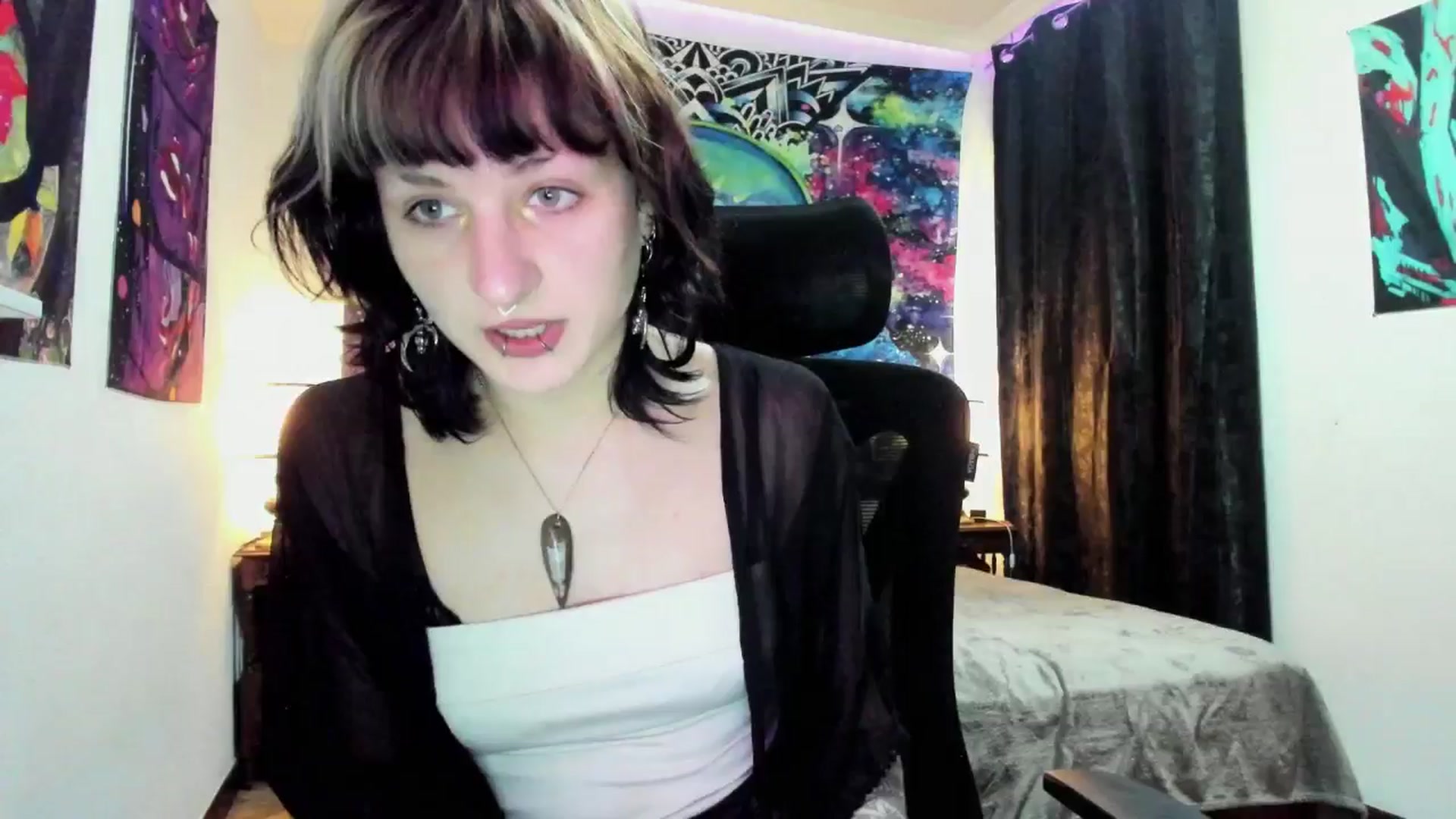 Gallery image thumbnail from Black_Aranya's myfreecams stream on, 04/11/2025, 12:25 image 10 of 20