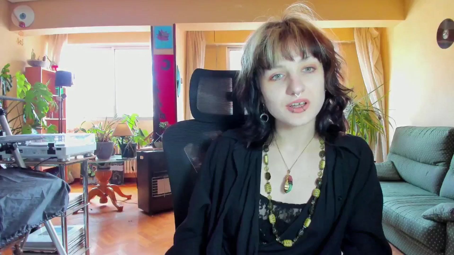 Gallery image thumbnail from Black_Aranya's myfreecams stream on, 04/18/2025, 20:26 image 3 of 20