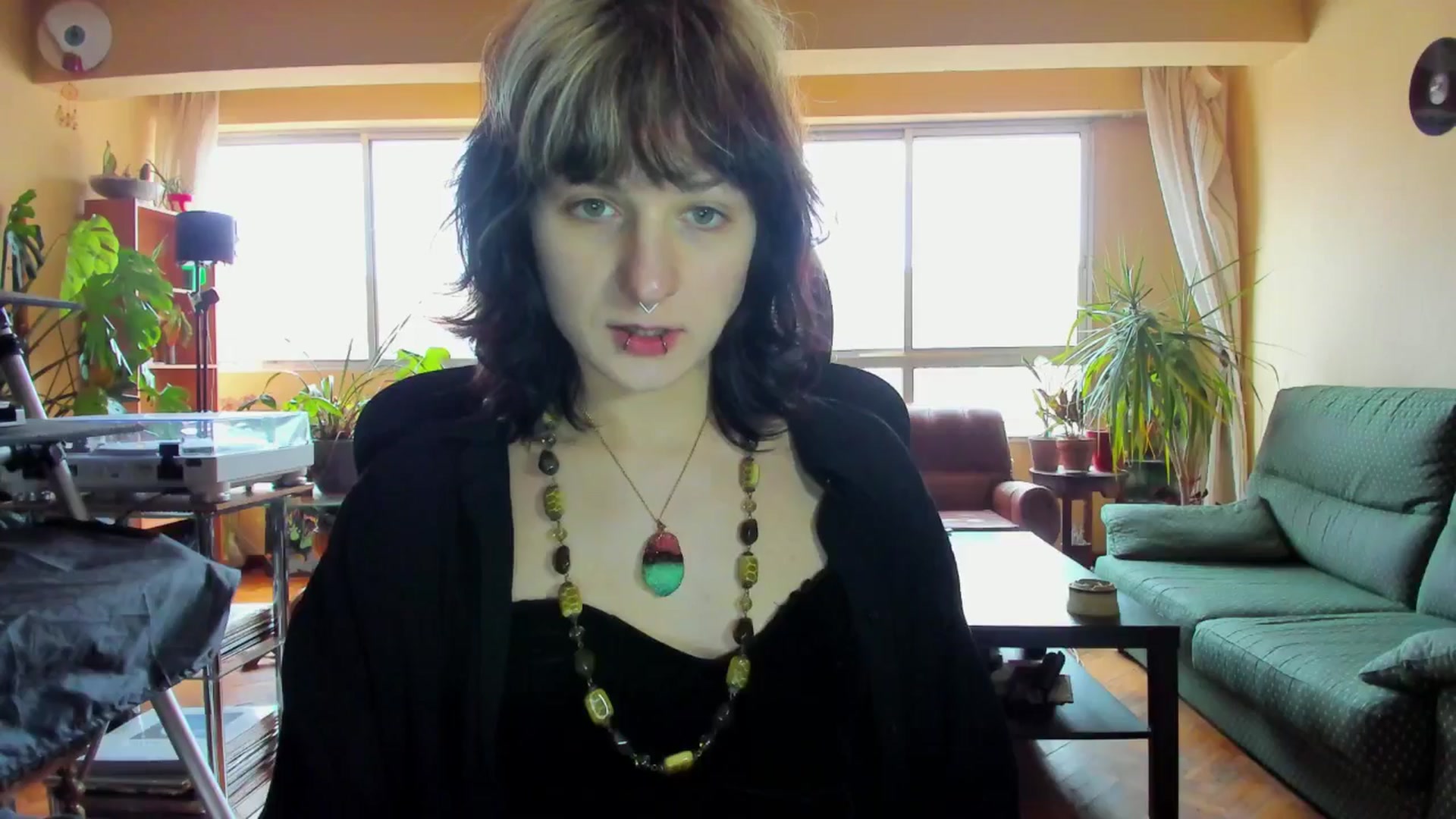 Gallery image thumbnail from Black_Aranya's myfreecams stream on, 04/19/2025, 17:31 image 8 of 20