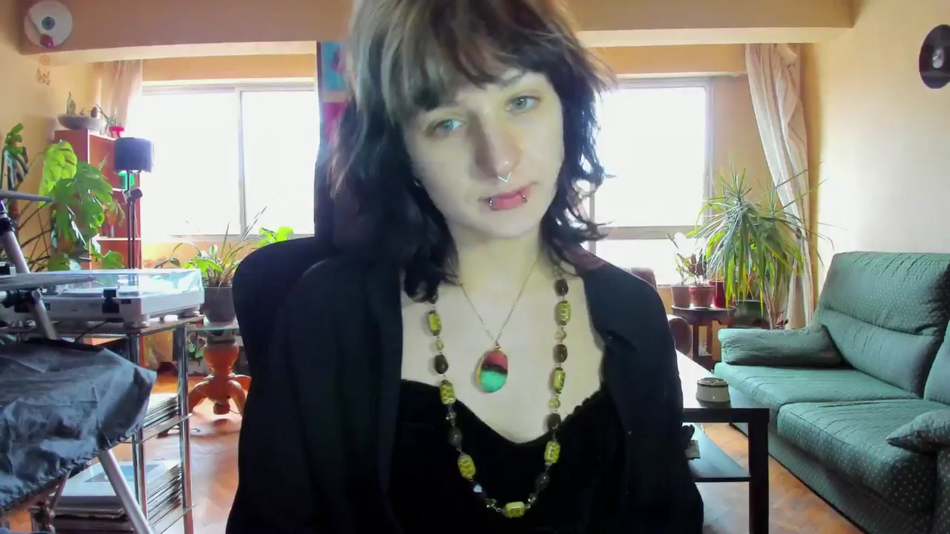 Gallery image thumbnail from Black_Aranya's myfreecams stream on, 04/19/2025, 17:31 image 15 of 20