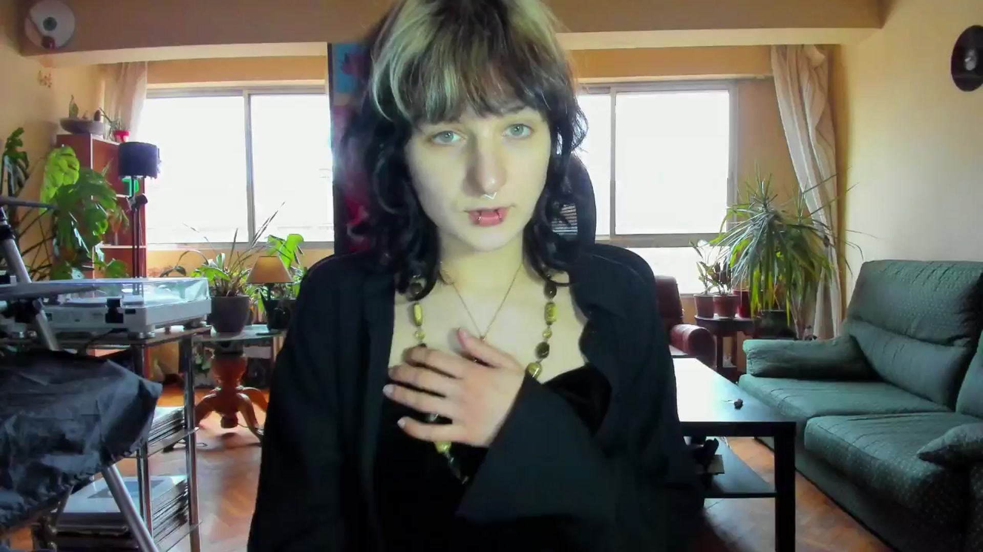 Gallery image thumbnail from Black_Aranya's myfreecams stream on, 04/19/2025, 18:18 image 9 of 20