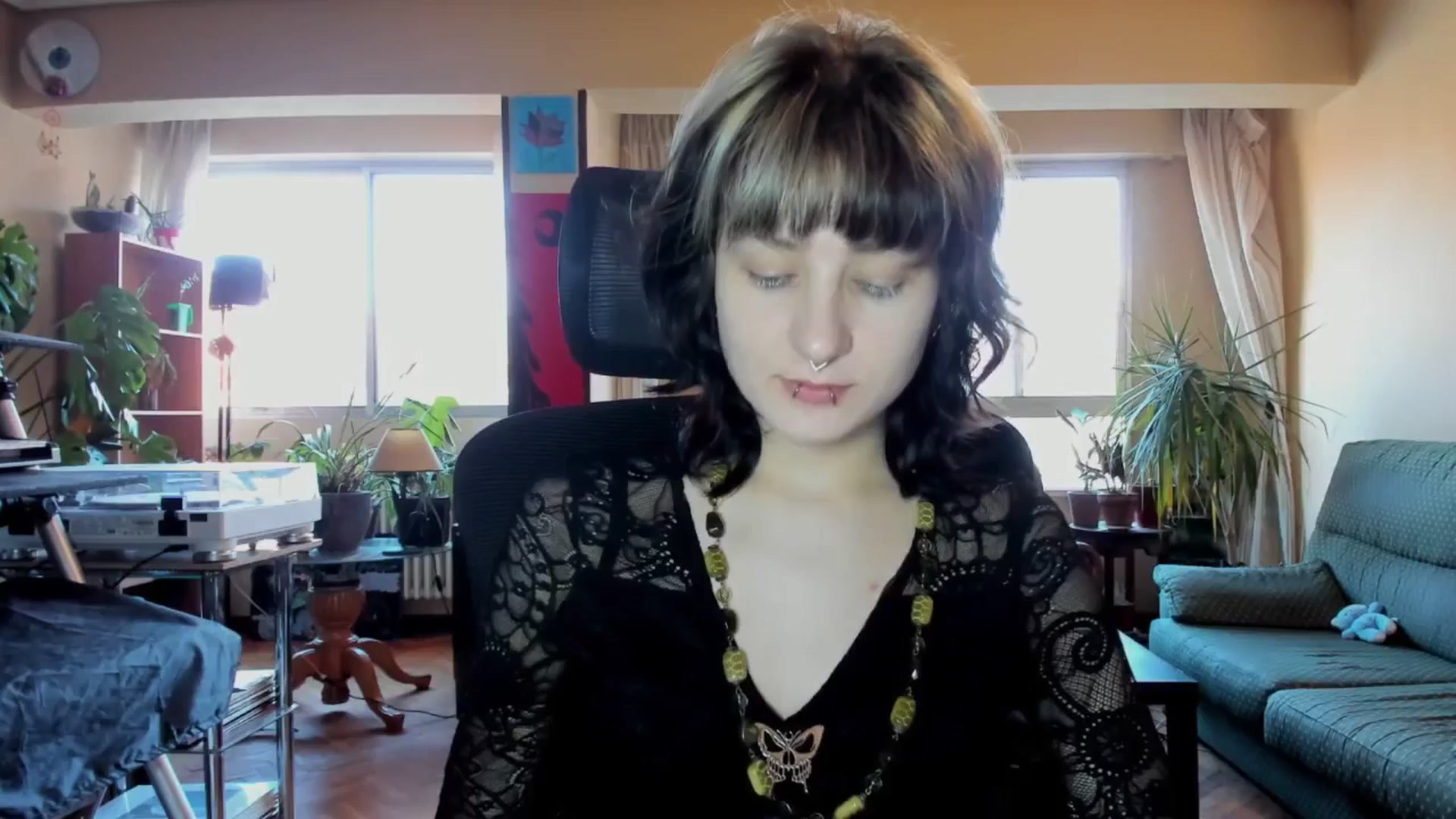 Gallery image thumbnail from Black_Aranya's myfreecams stream on, 04/25/2025, 19:17 image 4 of 20