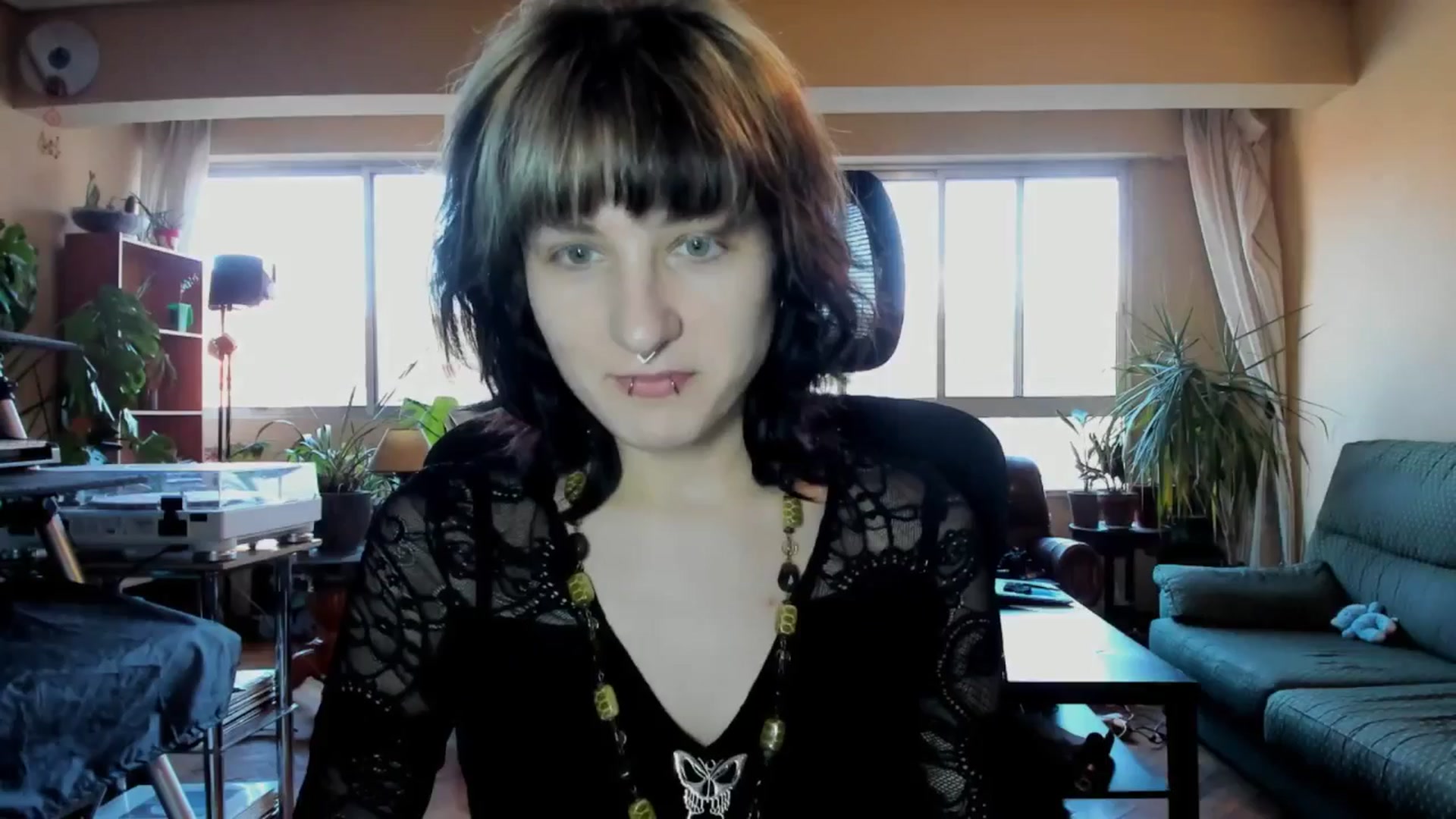 Gallery image thumbnail from Black_Aranya's myfreecams stream on, 04/25/2025, 19:17 image 5 of 20