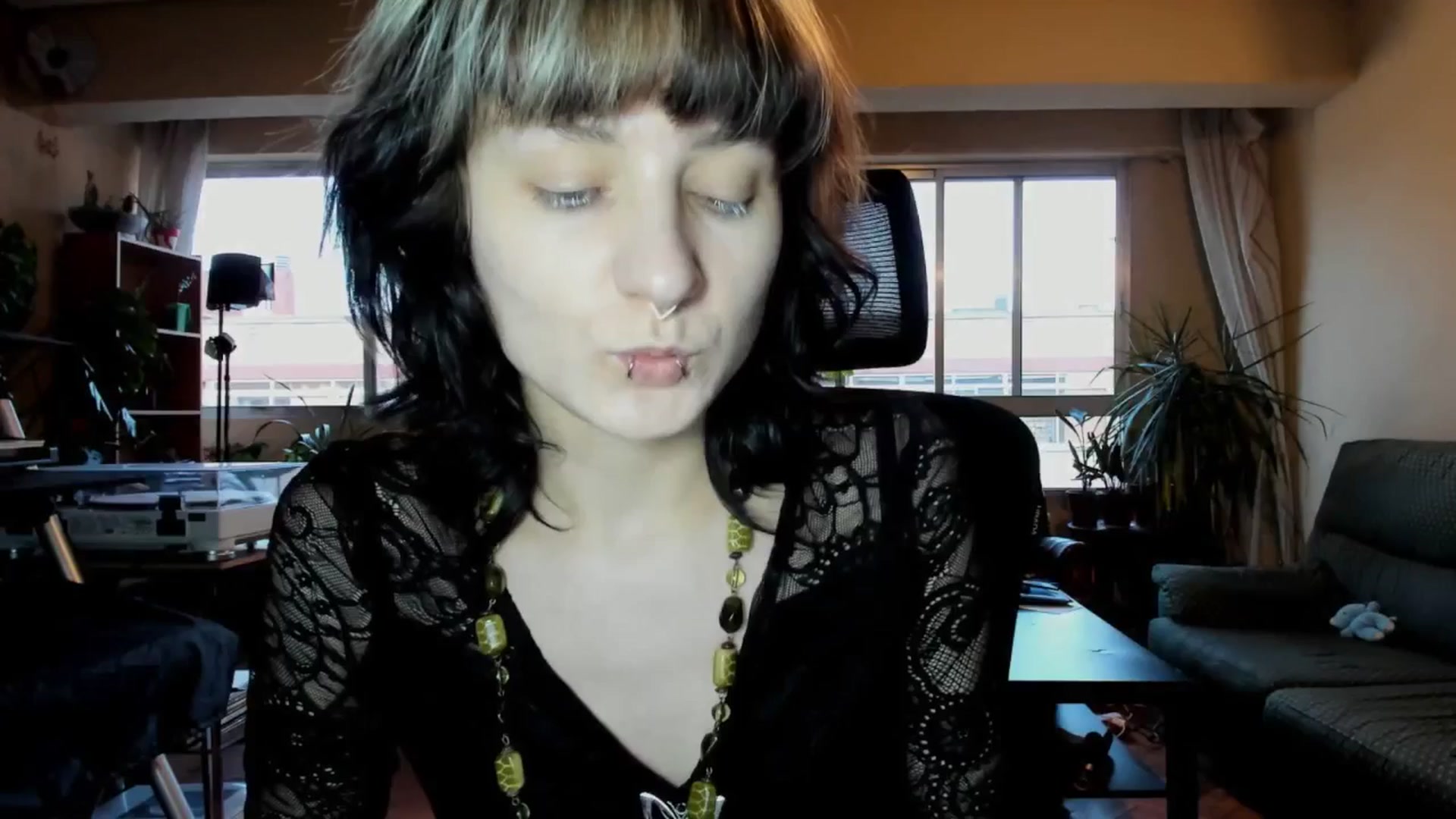 Gallery image thumbnail from Black_Aranya's myfreecams stream on, 04/25/2025, 19:17 image 17 of 20