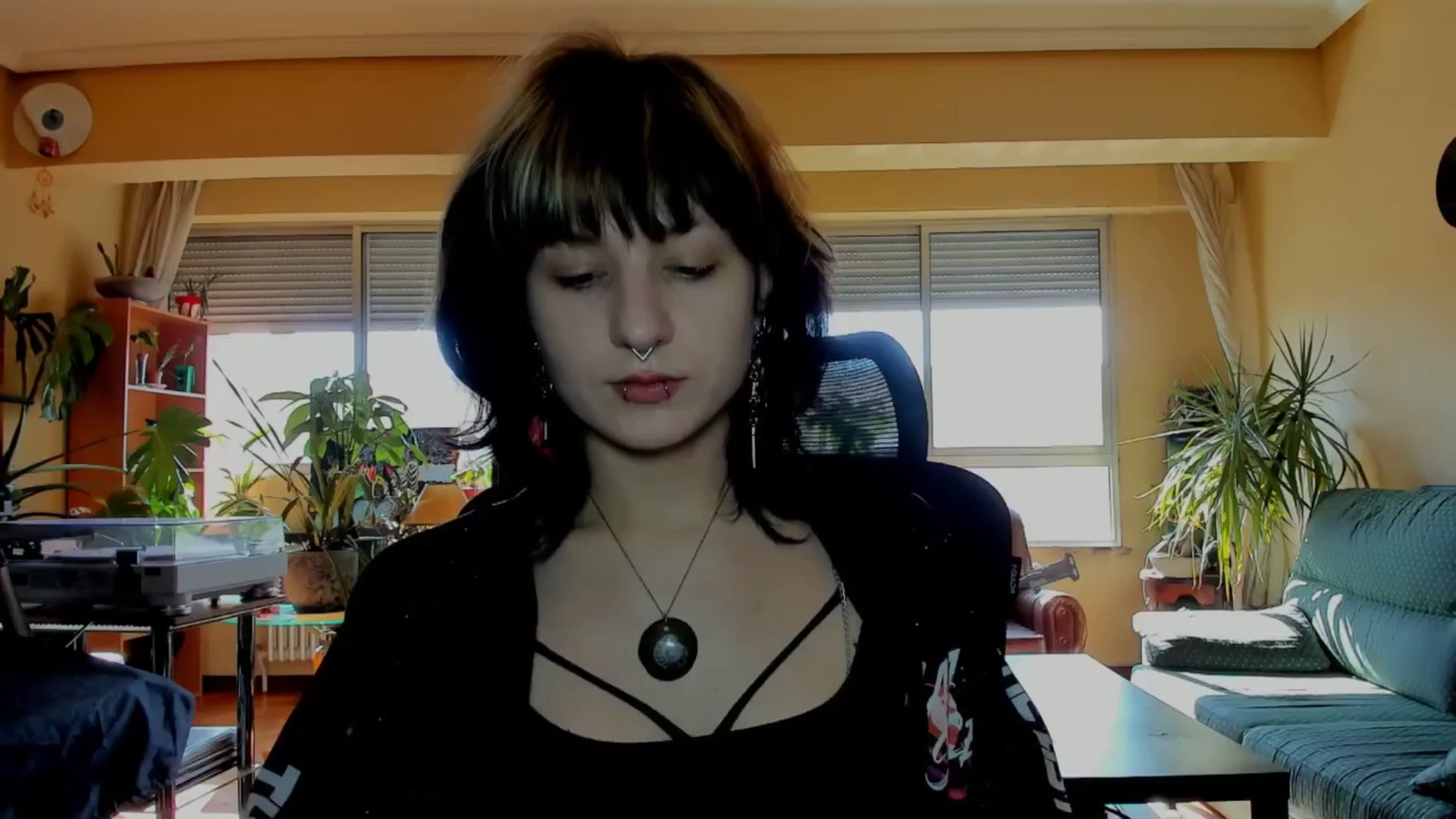 Gallery image thumbnail from Black_Aranya's myfreecams stream on, 05/07/2025, 09:19 image 1 of 20