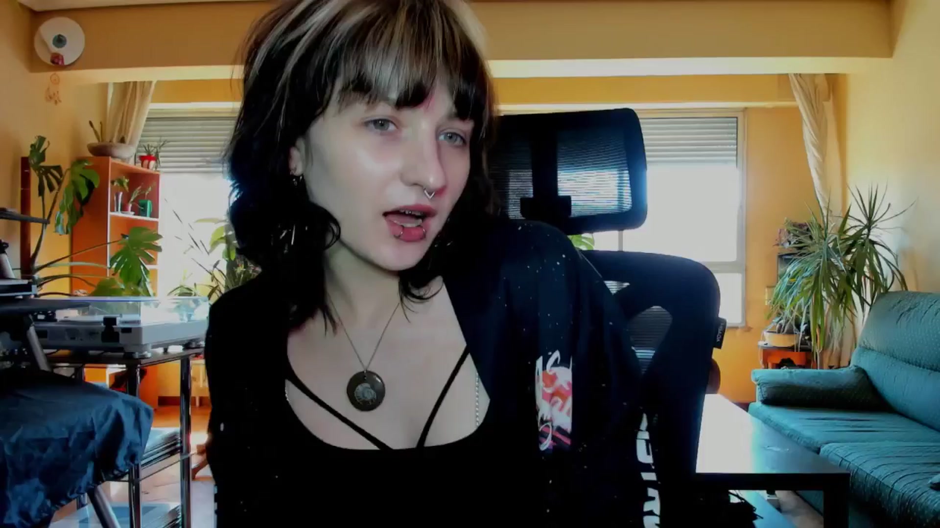 Gallery image thumbnail from Black_Aranya's myfreecams stream on, 05/07/2025, 10:25 image 19 of 20
