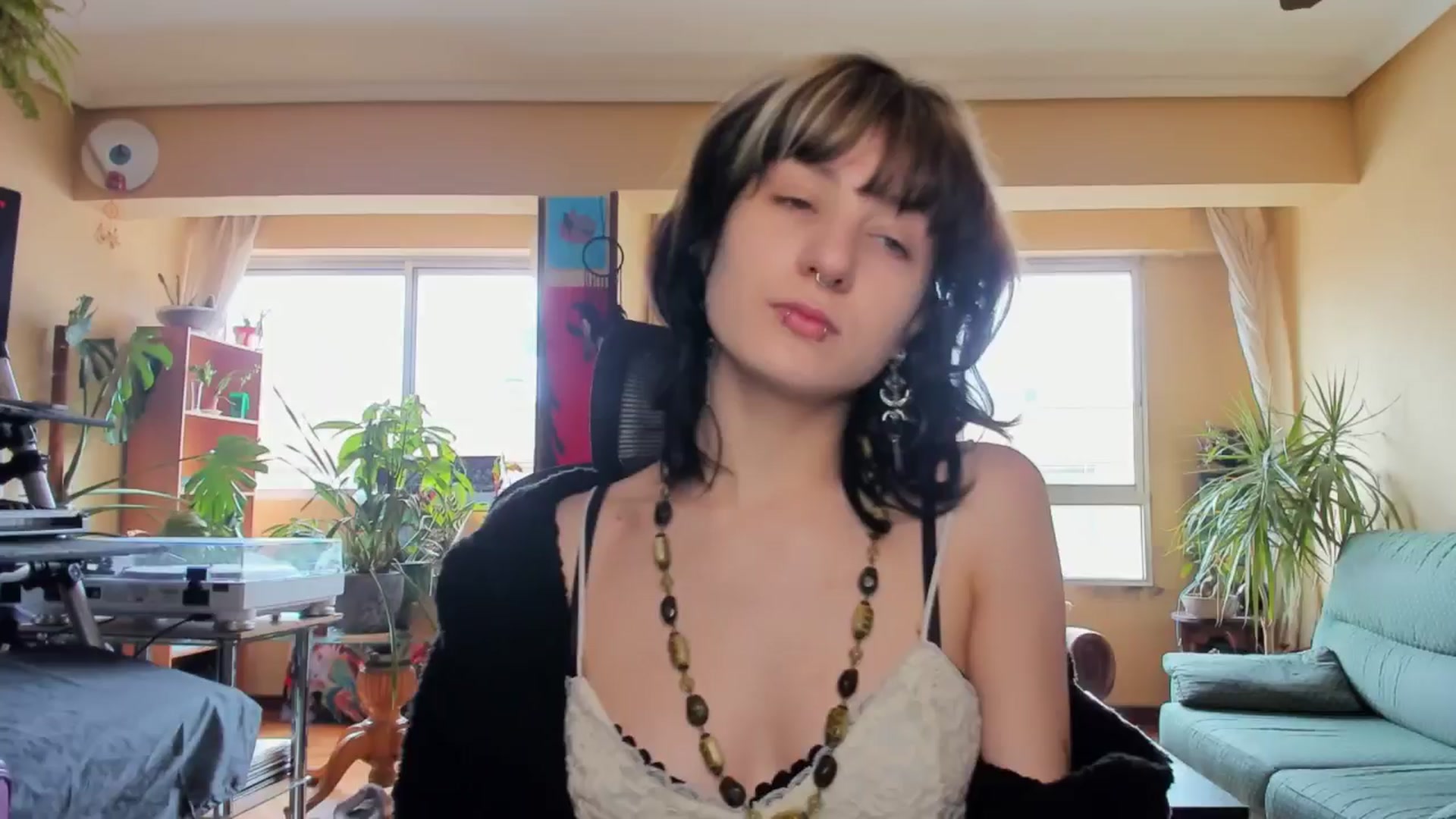 Gallery image thumbnail from Black_Aranya's myfreecams stream on, 05/09/2025, 09:42 image 10 of 20
