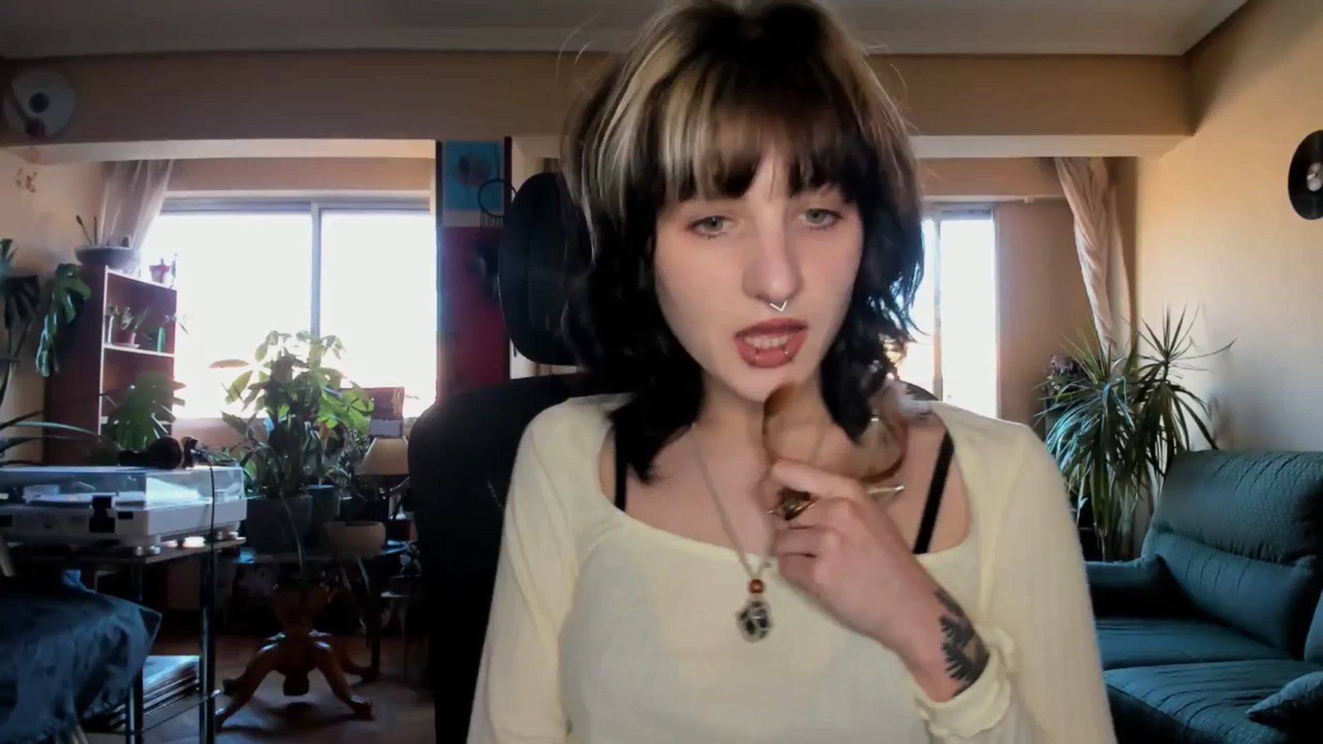 Gallery image thumbnail from Black_Aranya's myfreecams stream on, 05/15/2025, 19:48 image 10 of 20
