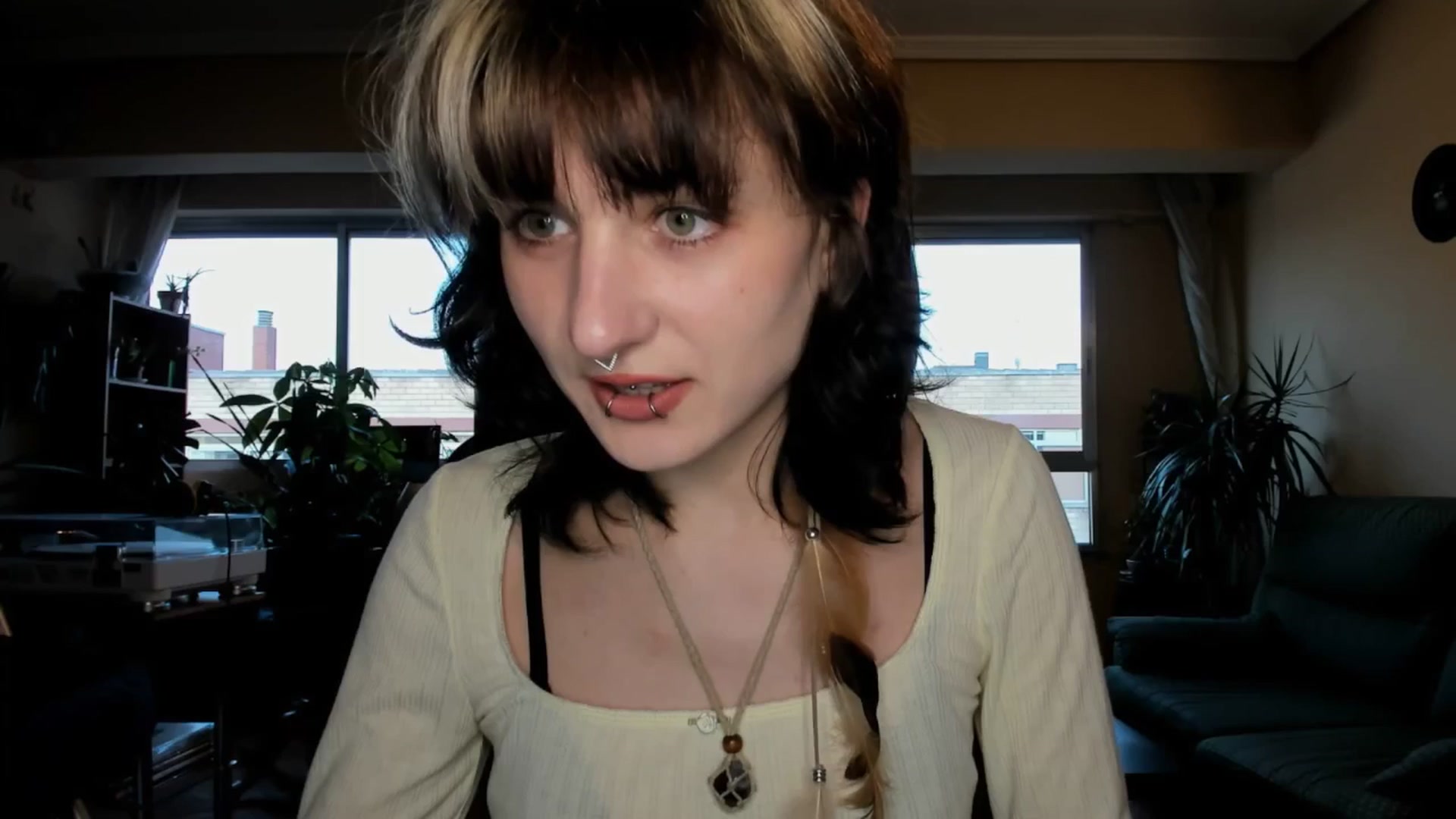 Gallery image thumbnail from Black_Aranya's myfreecams stream on, 05/15/2025, 19:48 image 17 of 20