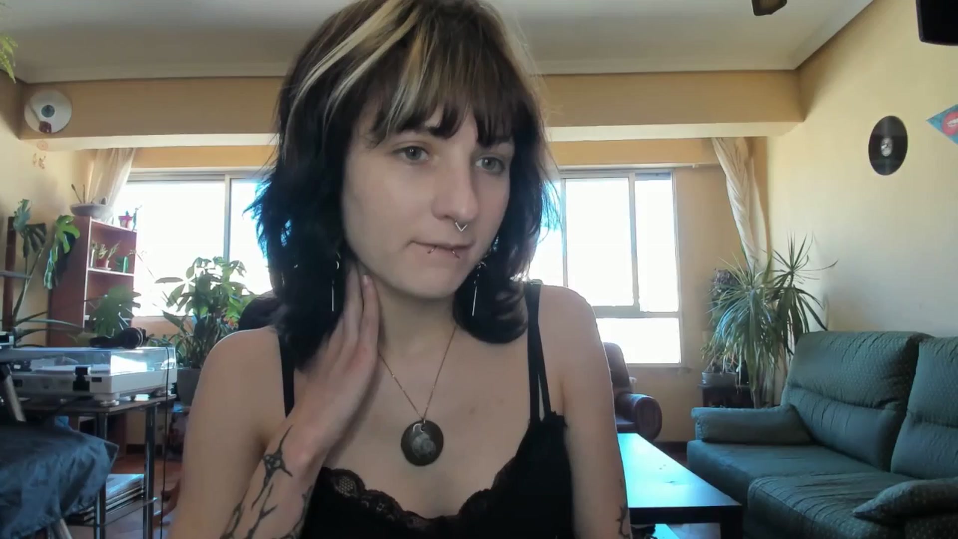 Gallery image thumbnail from Black_Aranya's myfreecams stream on, 05/16/2025, 17:17 image 15 of 20