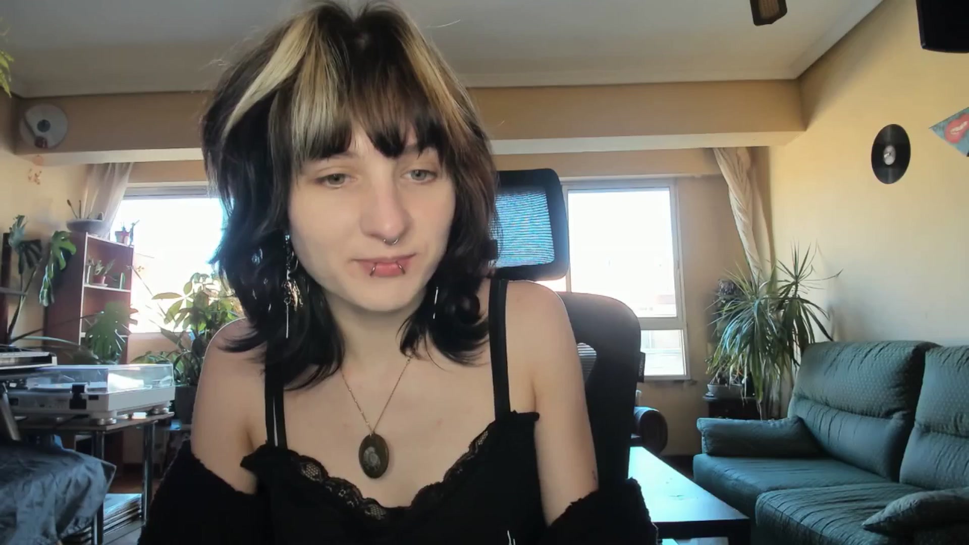 Gallery image thumbnail from Black_Aranya's myfreecams stream on, 05/16/2025, 19:02 image 8 of 20