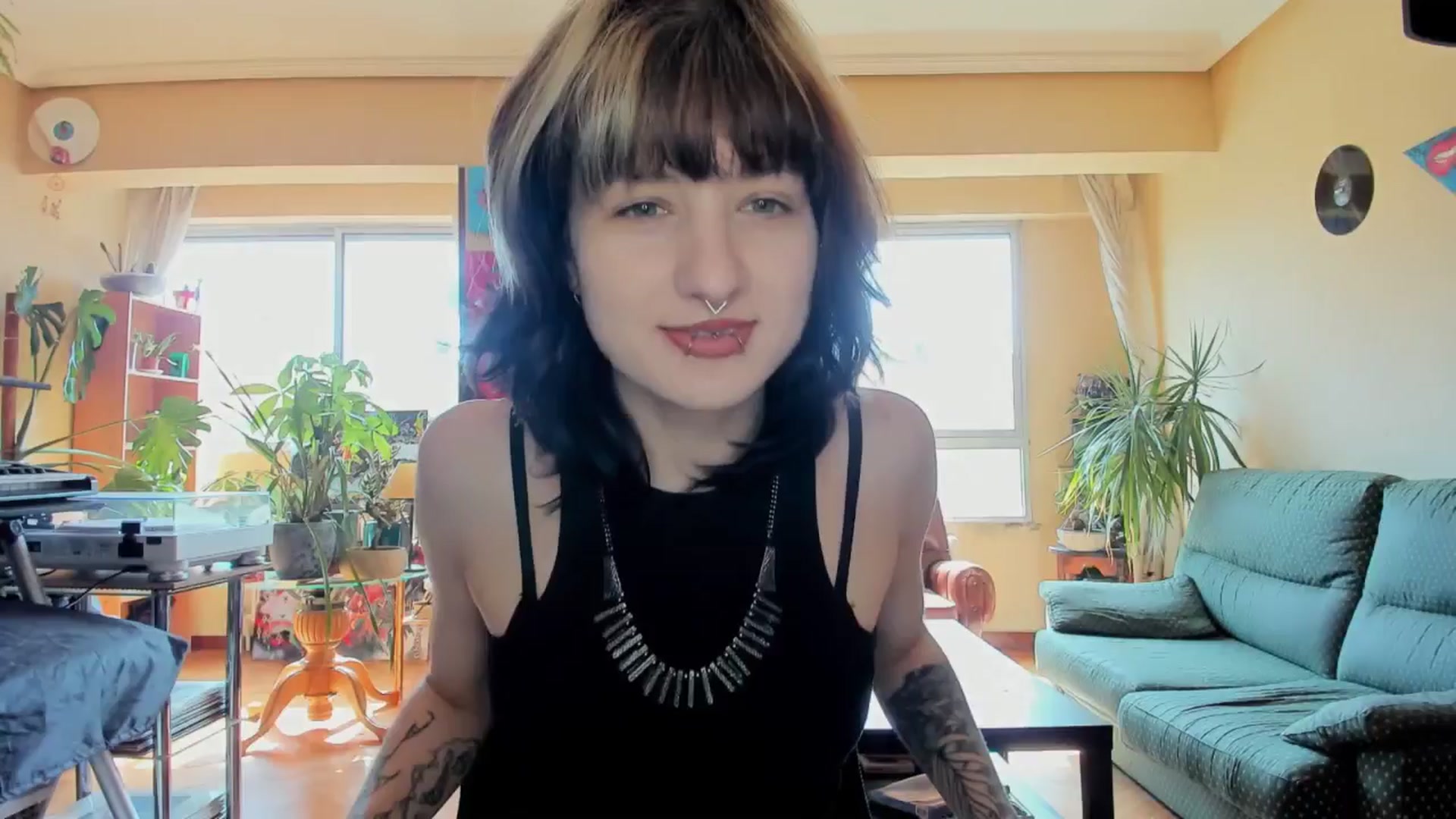 Gallery image thumbnail from Black_Aranya's myfreecams stream on, 05/17/2025, 09:36 image 18 of 20