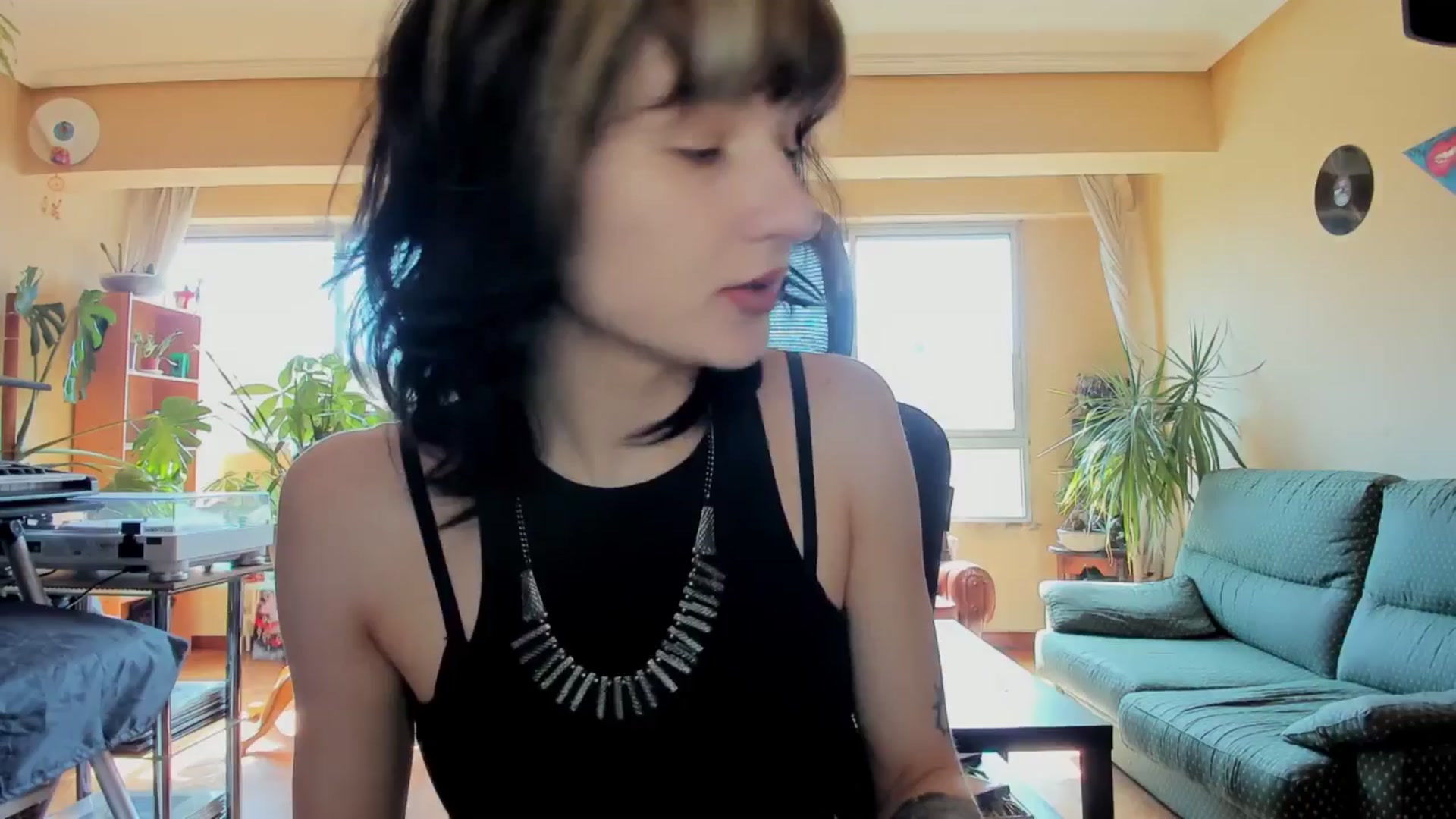 Gallery image thumbnail from Black_Aranya's myfreecams stream on, 05/17/2025, 09:36 image 10 of 20