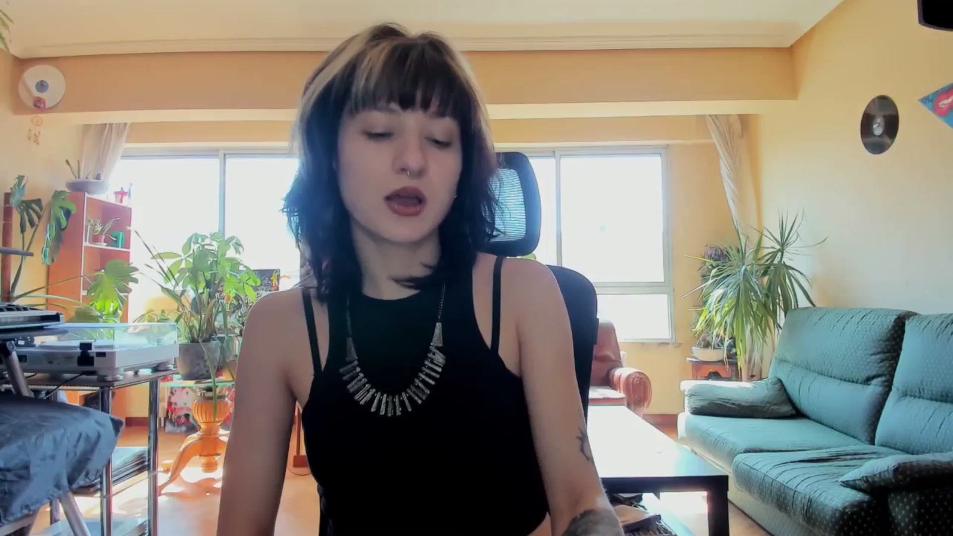 Gallery image thumbnail from Black_Aranya's myfreecams stream on, 05/17/2025, 09:36 image 6 of 20