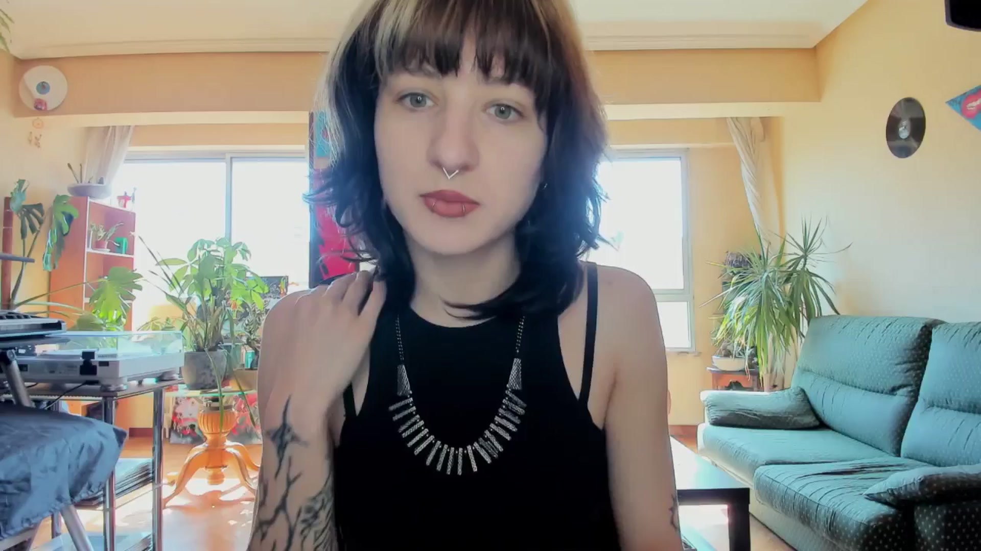 Gallery image thumbnail from Black_Aranya's myfreecams stream on, 05/17/2025, 09:36 image 9 of 20
