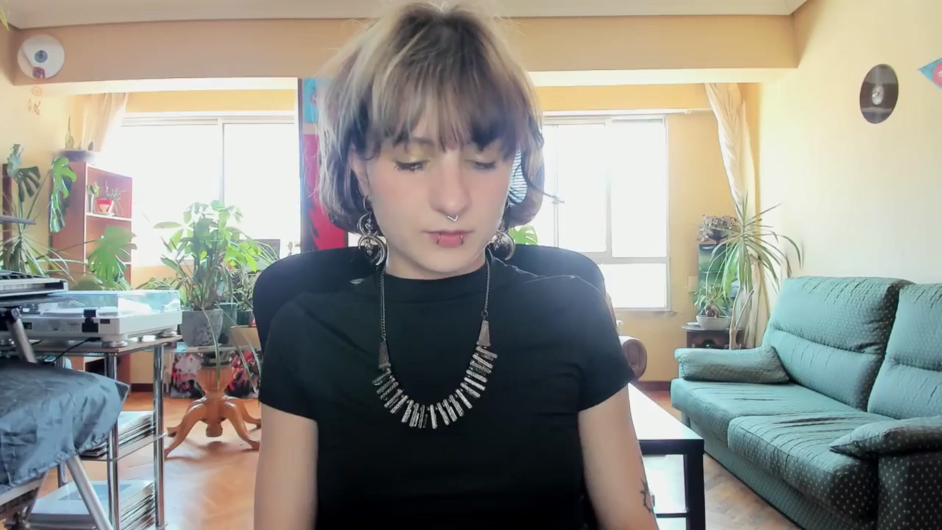 Gallery image thumbnail from Black_Aranya's myfreecams stream on, 05/18/2025, 14:23 image 19 of 20