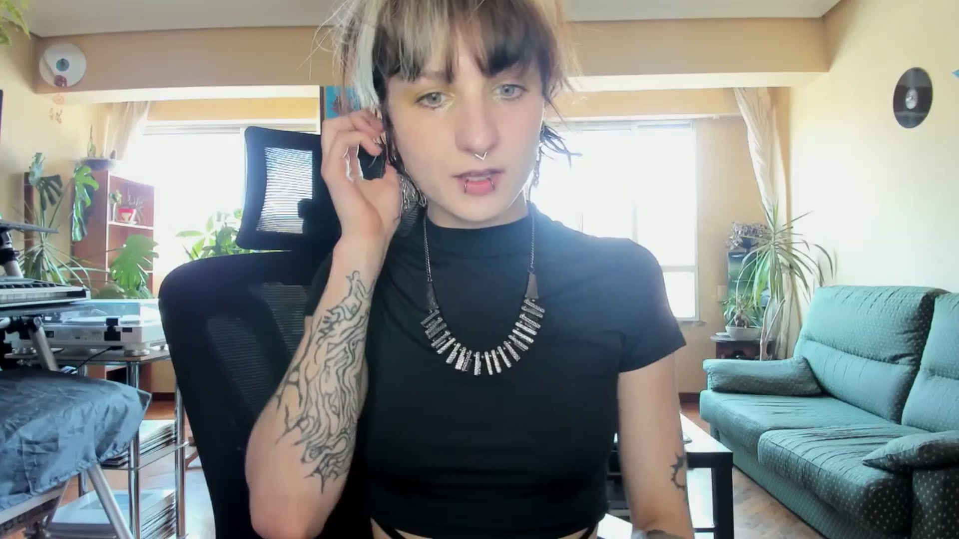 Gallery image thumbnail from Black_Aranya's myfreecams stream on, 05/18/2025, 16:09 image 10 of 20