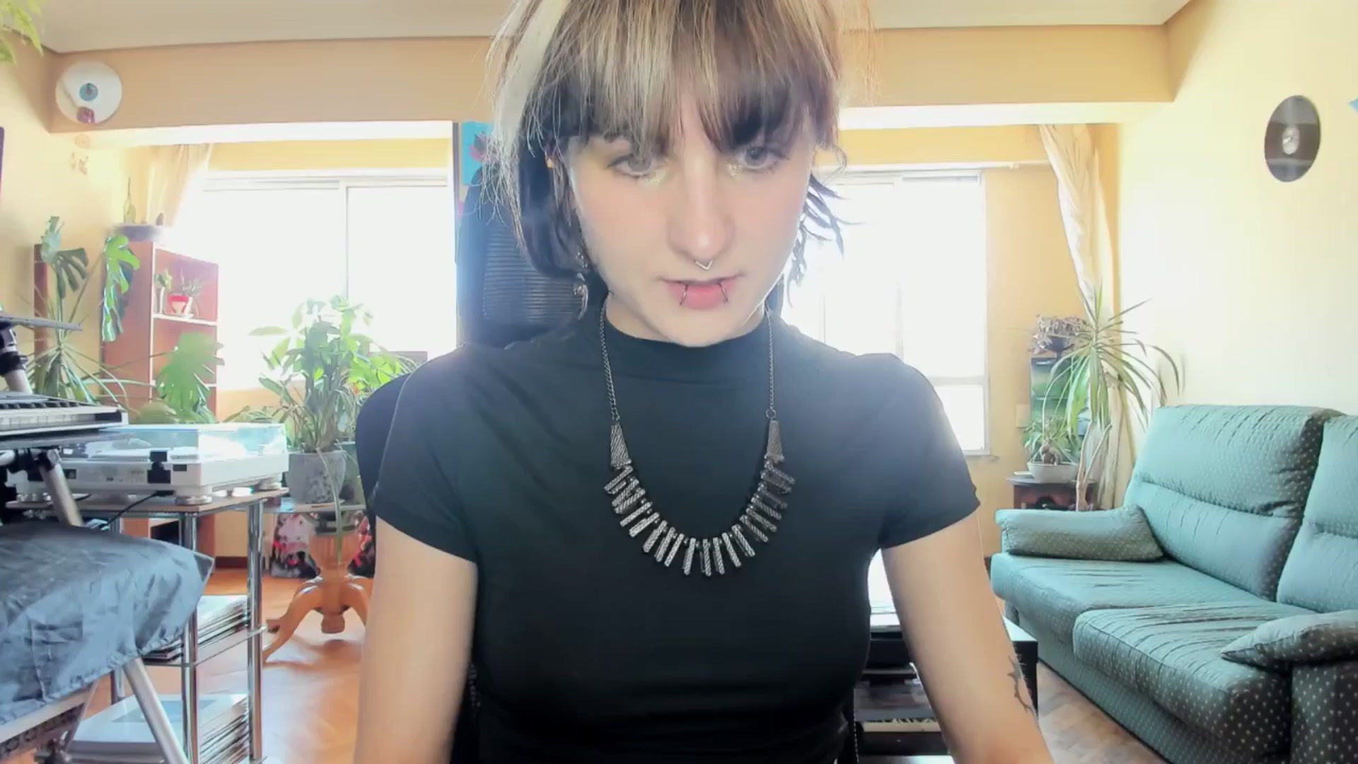 Gallery image thumbnail from Black_Aranya's myfreecams stream on, 05/18/2025, 16:09 image 8 of 20