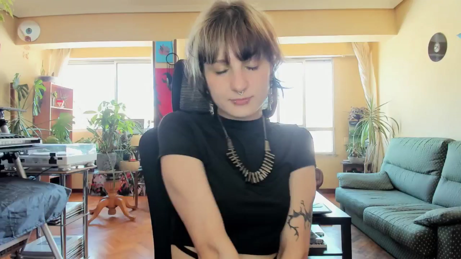 Gallery image thumbnail from Black_Aranya's myfreecams stream on, 05/18/2025, 16:09 image 19 of 20