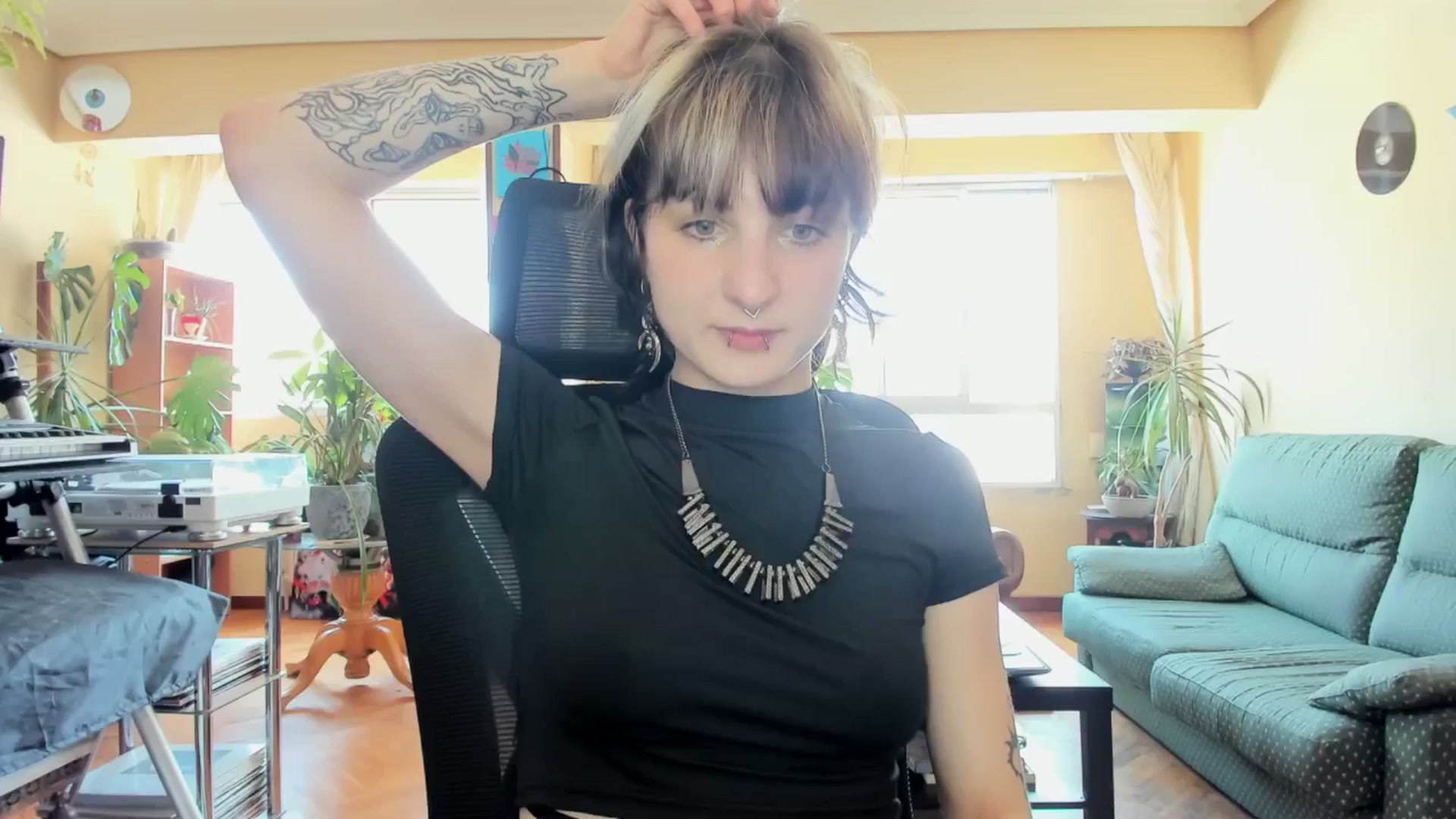Gallery image thumbnail from Black_Aranya's myfreecams stream on, 05/18/2025, 16:09 image 5 of 20