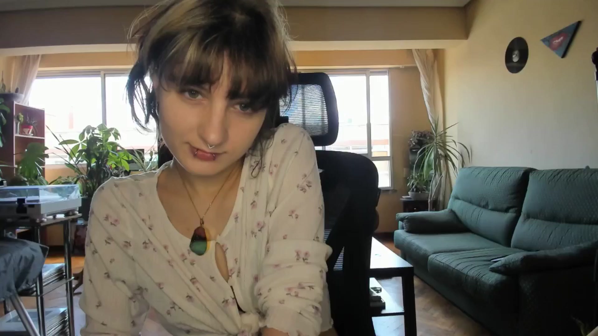 Gallery image thumbnail from Black_Aranya's myfreecams stream on, 05/19/2025, 13:16 image 3 of 20