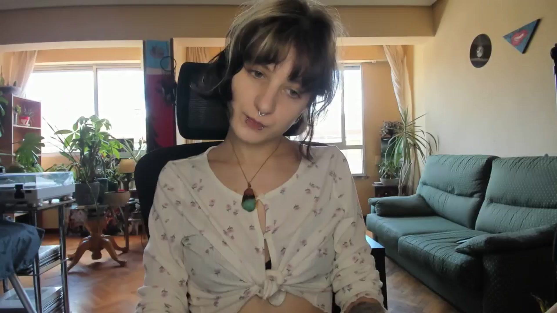 Gallery image thumbnail from Black_Aranya's myfreecams stream on, 05/19/2025, 13:16 image 10 of 20