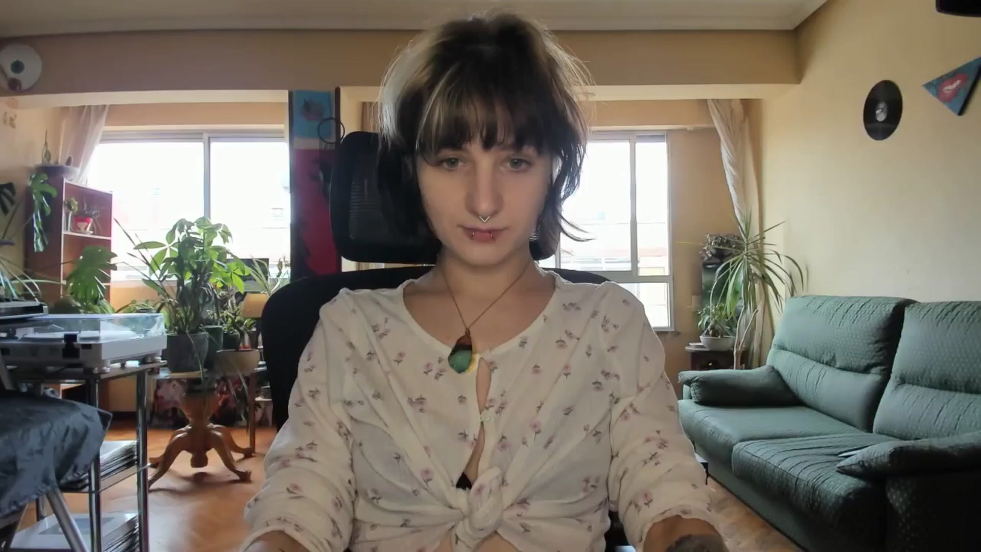 Gallery image thumbnail from Black_Aranya's myfreecams stream on, 05/19/2025, 14:15 image 19 of 20