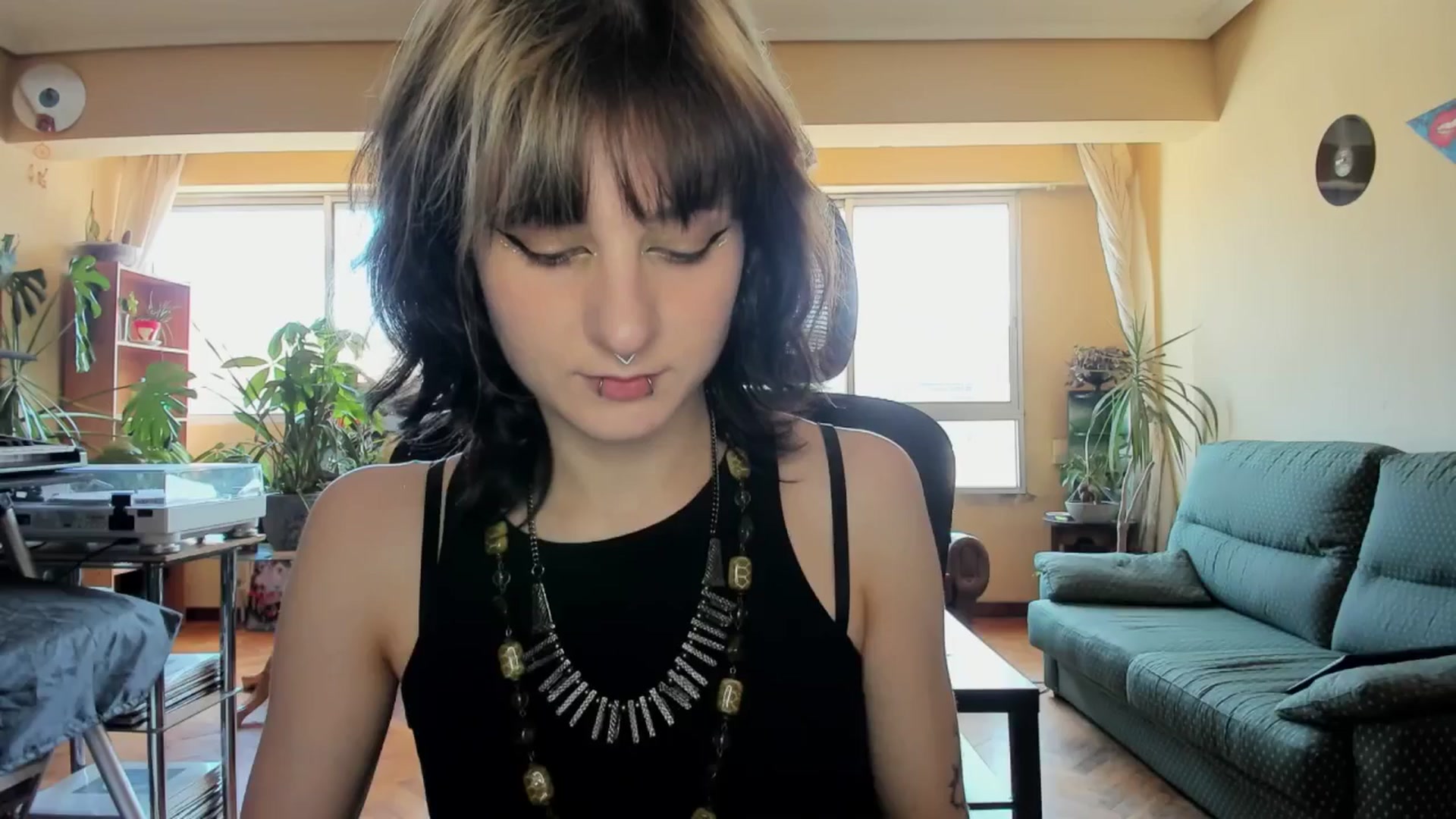 Gallery image thumbnail from Black_Aranya's myfreecams stream on, 05/20/2025, 14:41 image 1 of 20