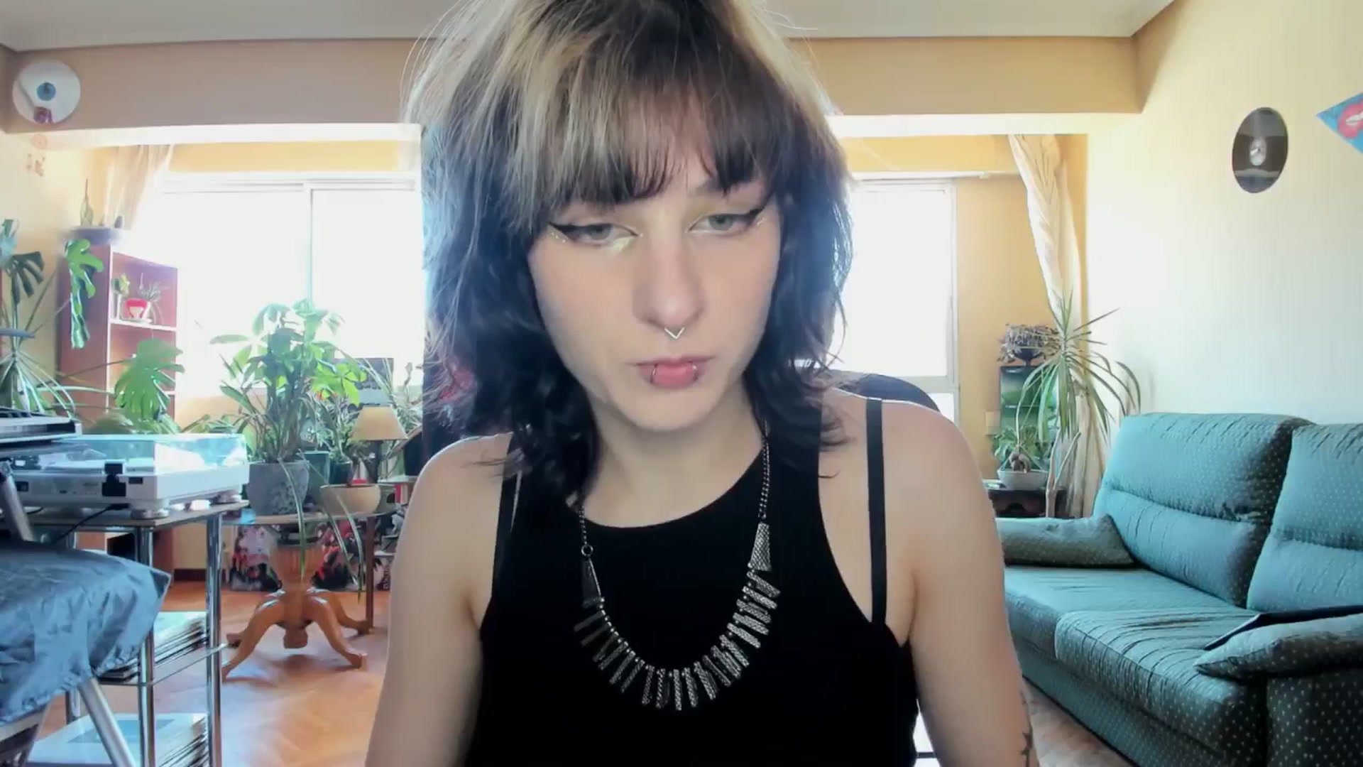 Gallery image thumbnail from Black_Aranya's myfreecams stream on, 05/20/2025, 14:41 image 4 of 20