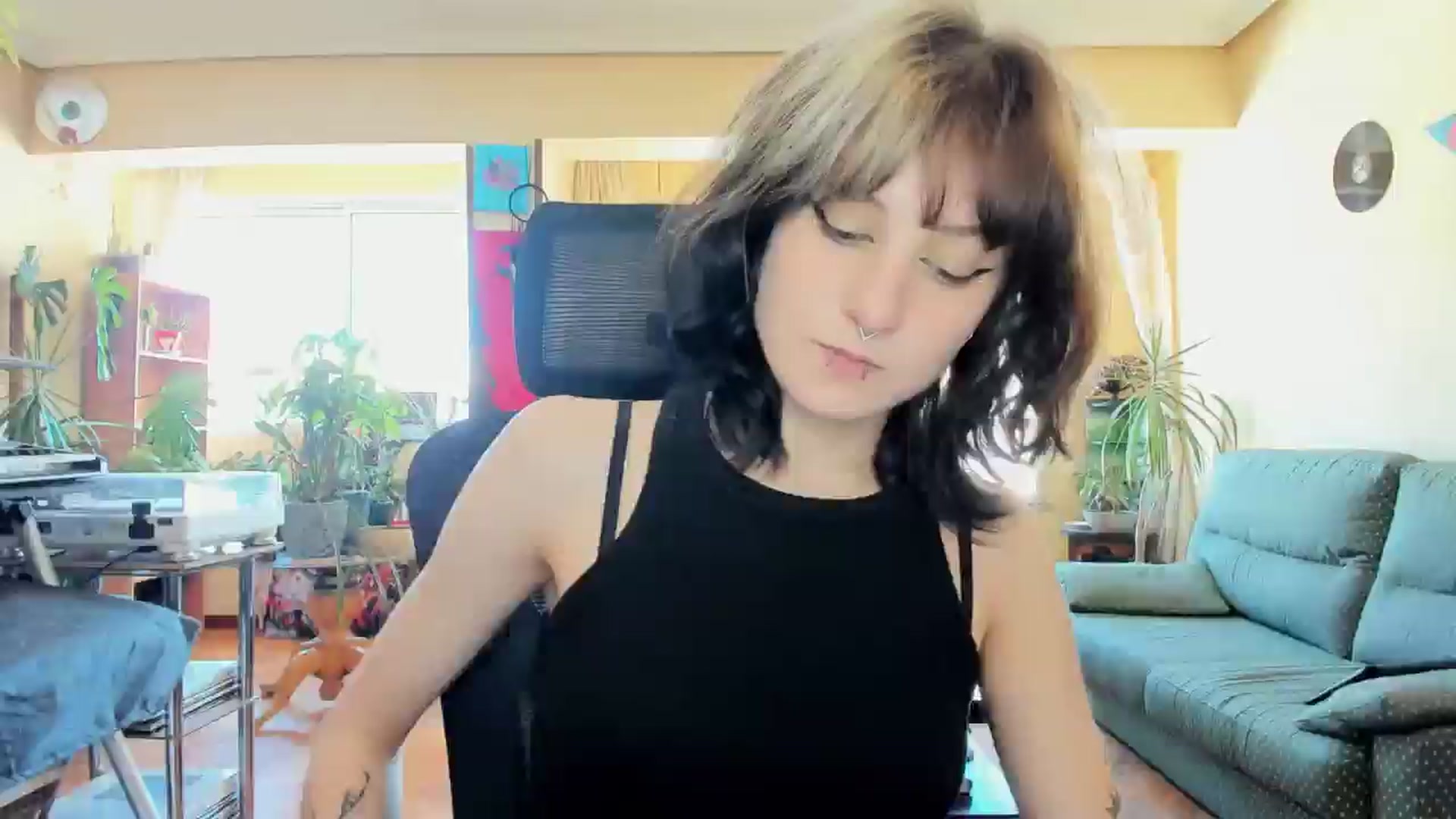 Gallery image thumbnail from Black_Aranya's myfreecams stream on, 05/20/2025, 15:57 image 3 of 20