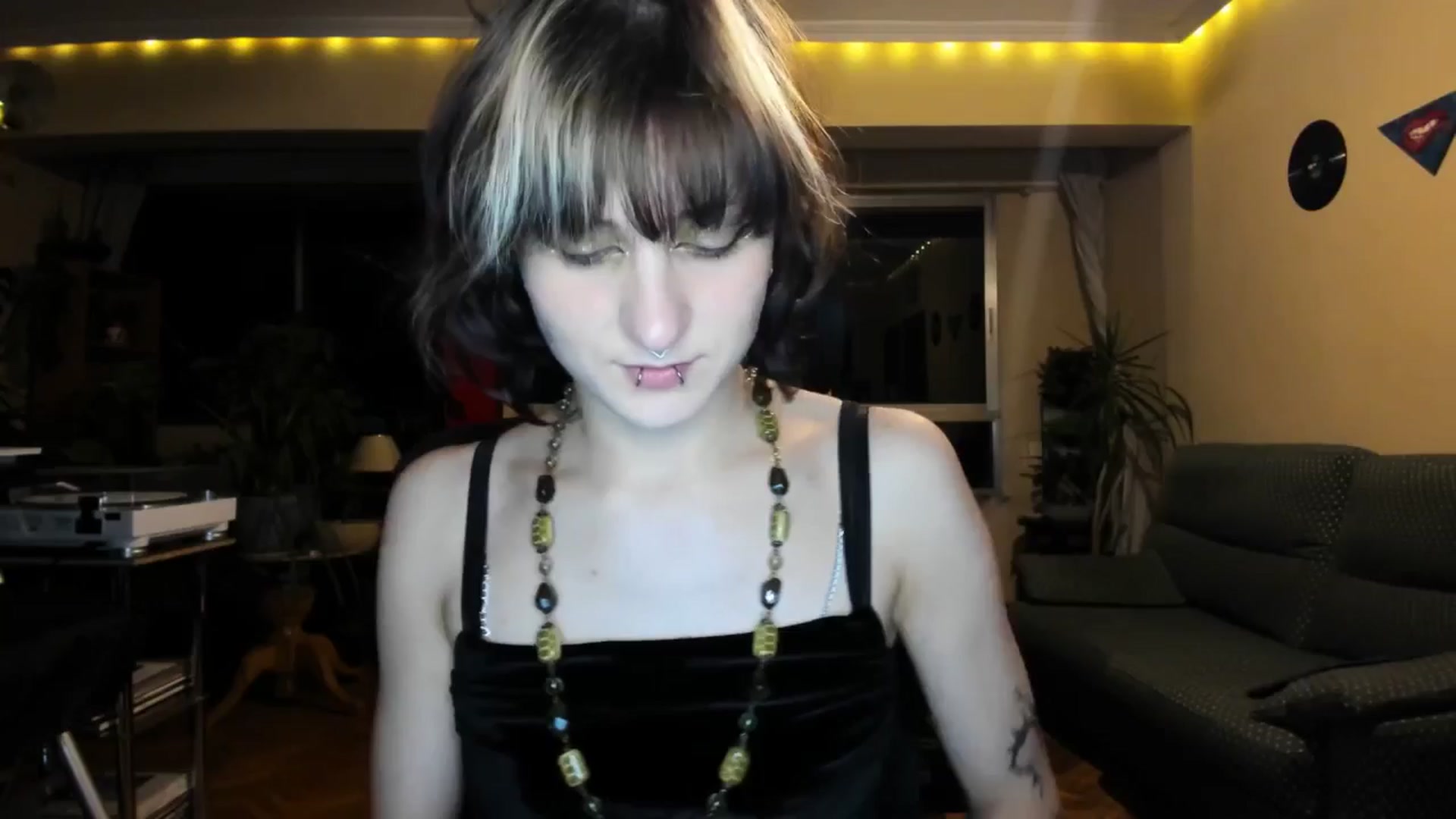 Gallery image thumbnail from Black_Aranya's myfreecams stream on, 05/20/2025, 20:54 image 14 of 20