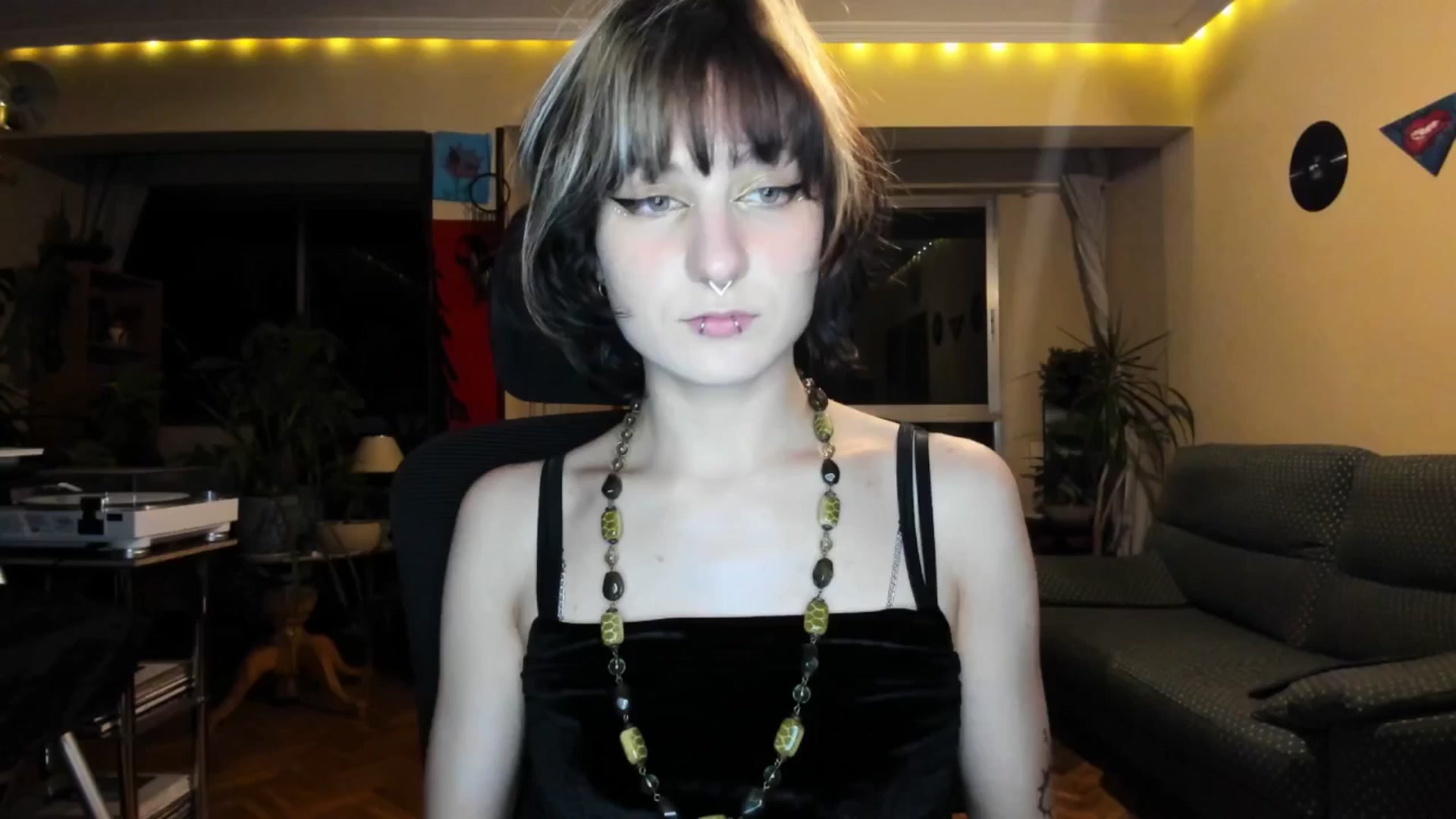 Gallery image thumbnail from Black_Aranya's myfreecams stream on, 05/20/2025, 20:54 image 18 of 20