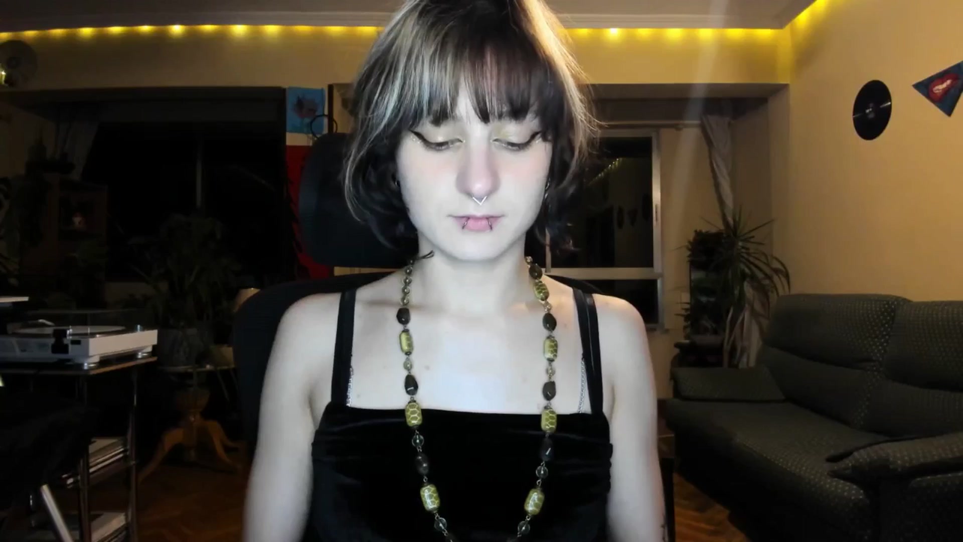 Gallery image thumbnail from Black_Aranya's myfreecams stream on, 05/20/2025, 20:54 image 16 of 20