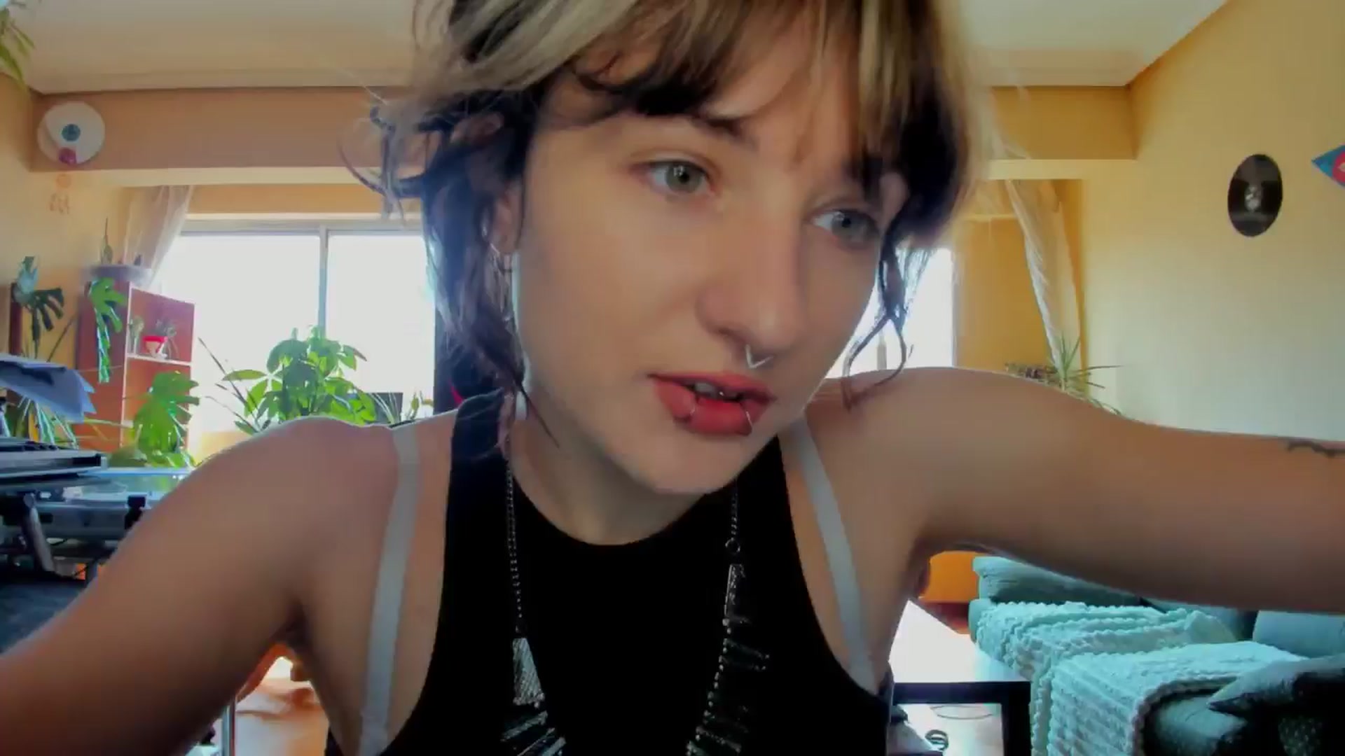 Gallery image thumbnail from Black_Aranya's myfreecams stream on, 05/26/2025, 10:39 image 2 of 20