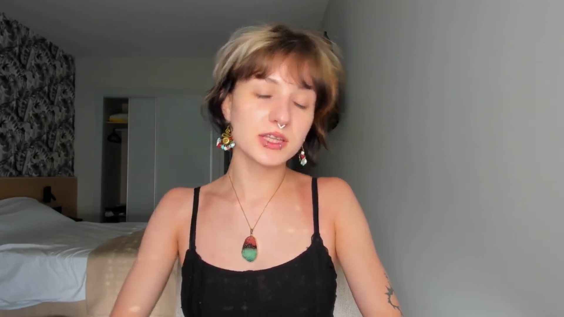 Gallery image thumbnail from Black_Aranya's myfreecams stream on, 06/06/2025, 18:05 image 14 of 20