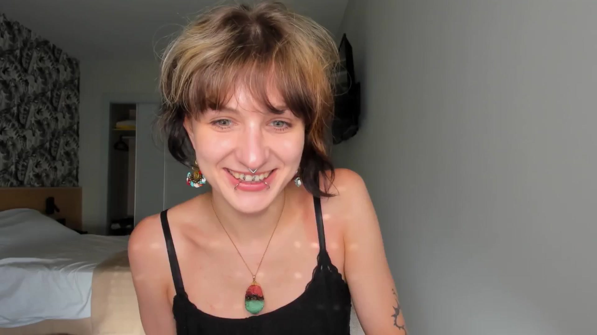 Gallery image thumbnail from Black_Aranya's myfreecams stream on, 06/06/2025, 18:05 image 12 of 20