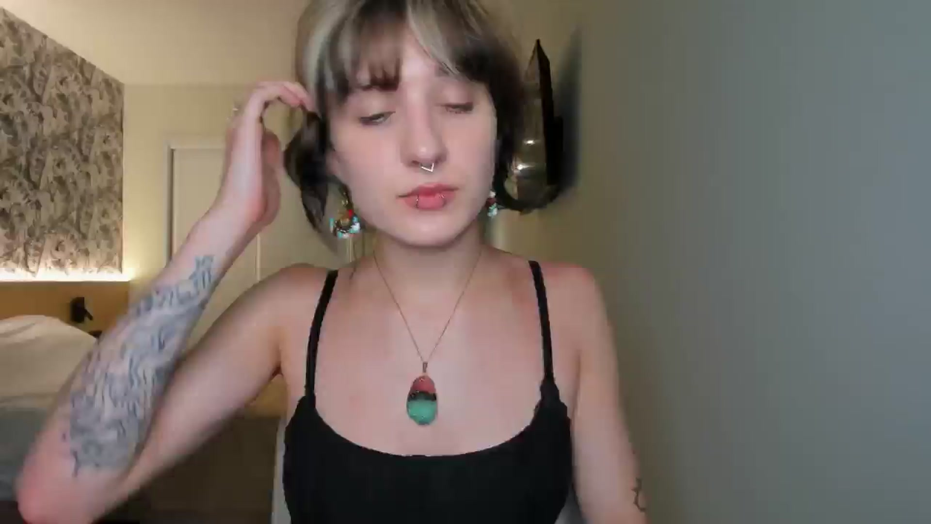 Gallery image thumbnail from Black_Aranya's myfreecams stream on, 06/06/2025, 19:41 image 6 of 20