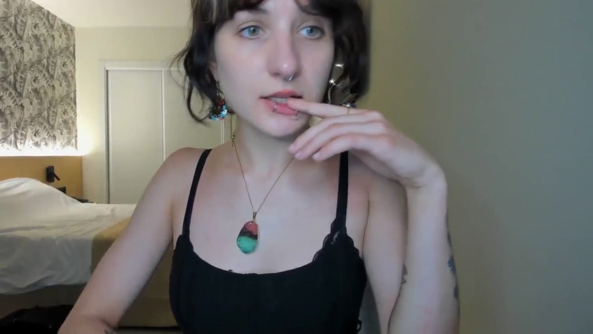 Gallery image thumbnail from Black_Aranya's myfreecams stream on, 06/06/2025, 22:27 image 18 of 20