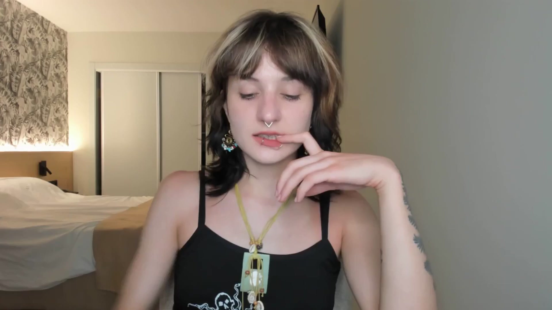 Gallery image thumbnail from Black_Aranya's myfreecams stream on, 06/07/2025, 19:46 image 4 of 20