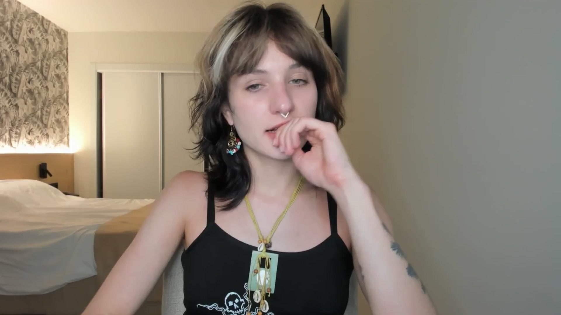 Gallery image thumbnail from Black_Aranya's myfreecams stream on, 06/07/2025, 19:46 image 2 of 20