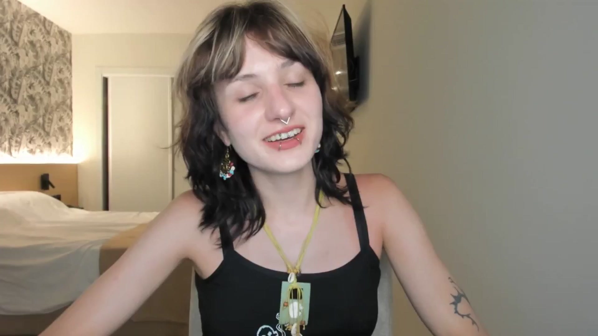 Gallery image thumbnail from Black_Aranya's myfreecams stream on, 06/07/2025, 19:46 image 13 of 20
