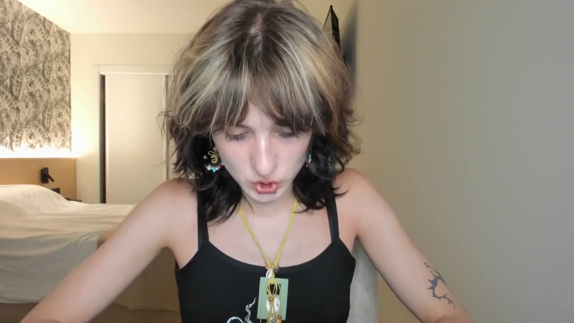 Gallery image thumbnail from Black_Aranya's myfreecams stream on, 06/07/2025, 19:46 image 18 of 20