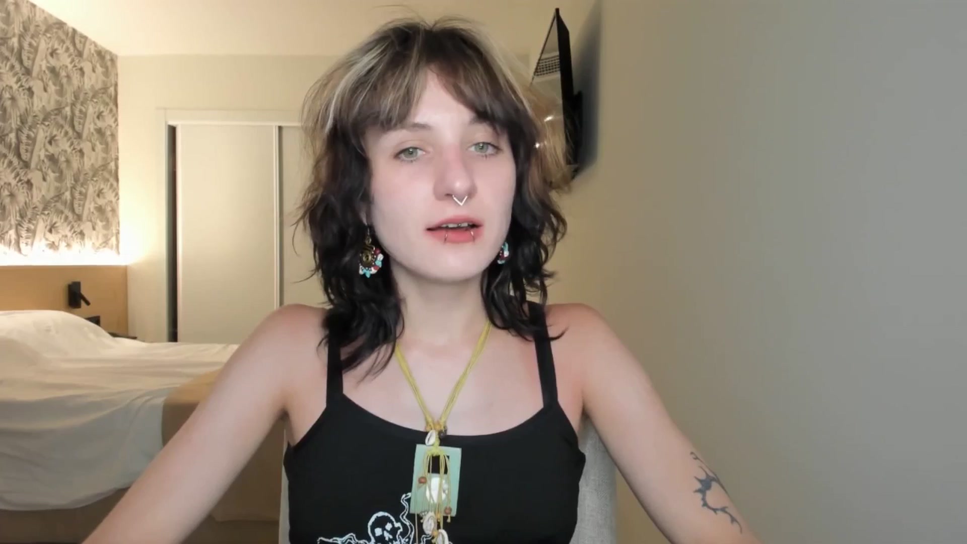 Gallery image thumbnail from Black_Aranya's myfreecams stream on, 06/07/2025, 19:46 image 11 of 20