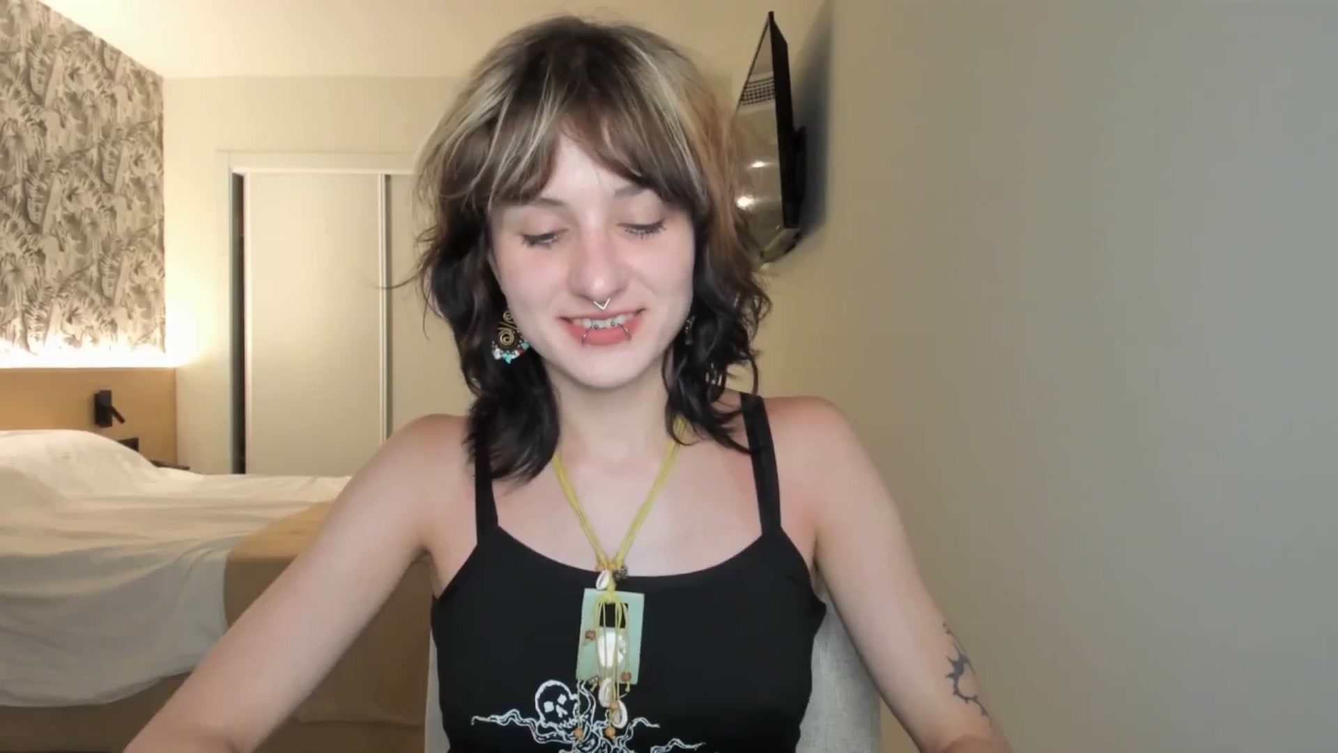 Gallery image thumbnail from Black_Aranya's myfreecams stream on, 06/07/2025, 19:46 image 14 of 20