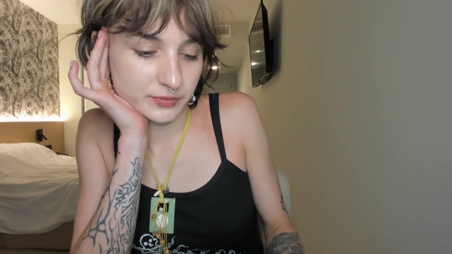 Gallery image thumbnail from Black_Aranya's myfreecams stream on, 06/07/2025, 23:31 image 16 of 20
